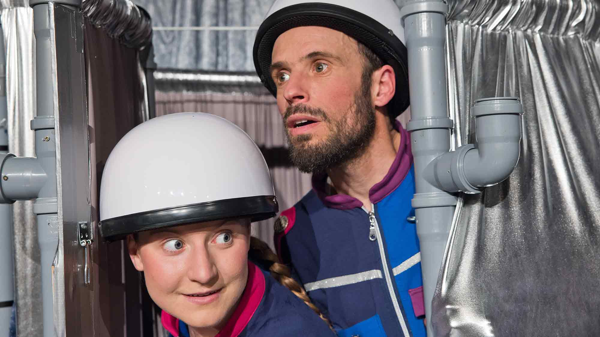 Weserrenaissance Museum Schloss Brake, Lemgo: galaktisches Kindertheater »Nix wie weg – Schnick und Schnack heben ab«, 28. Februar 2025 Weserrenaissance Museum Schloss Brake, Lemgo: galaktisches Kindertheater »Nix wie weg – Schnick und Schnack heben ab«, 28. Februar 2025