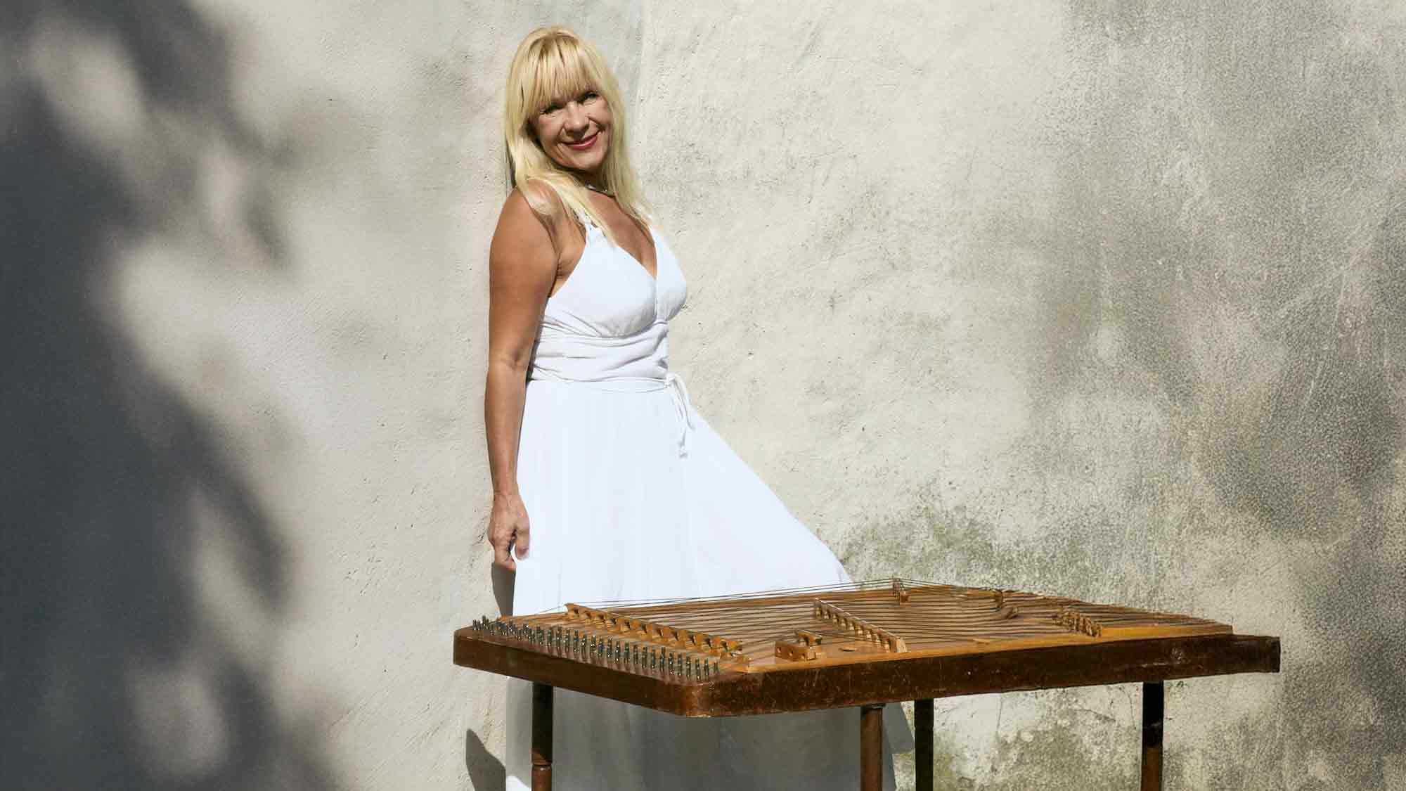 Cymbal Konzert mit Irina Shilina, kostenfreie Veranstaltung am Sonntag, 16. März 2025, im Kongresshaus Bad Lippspringe Cymbal Konzert mit Irina Shilina, kostenfreie Veranstaltung am Sonntag, 16. März 2025, im Kongresshaus Bad Lippspringe
