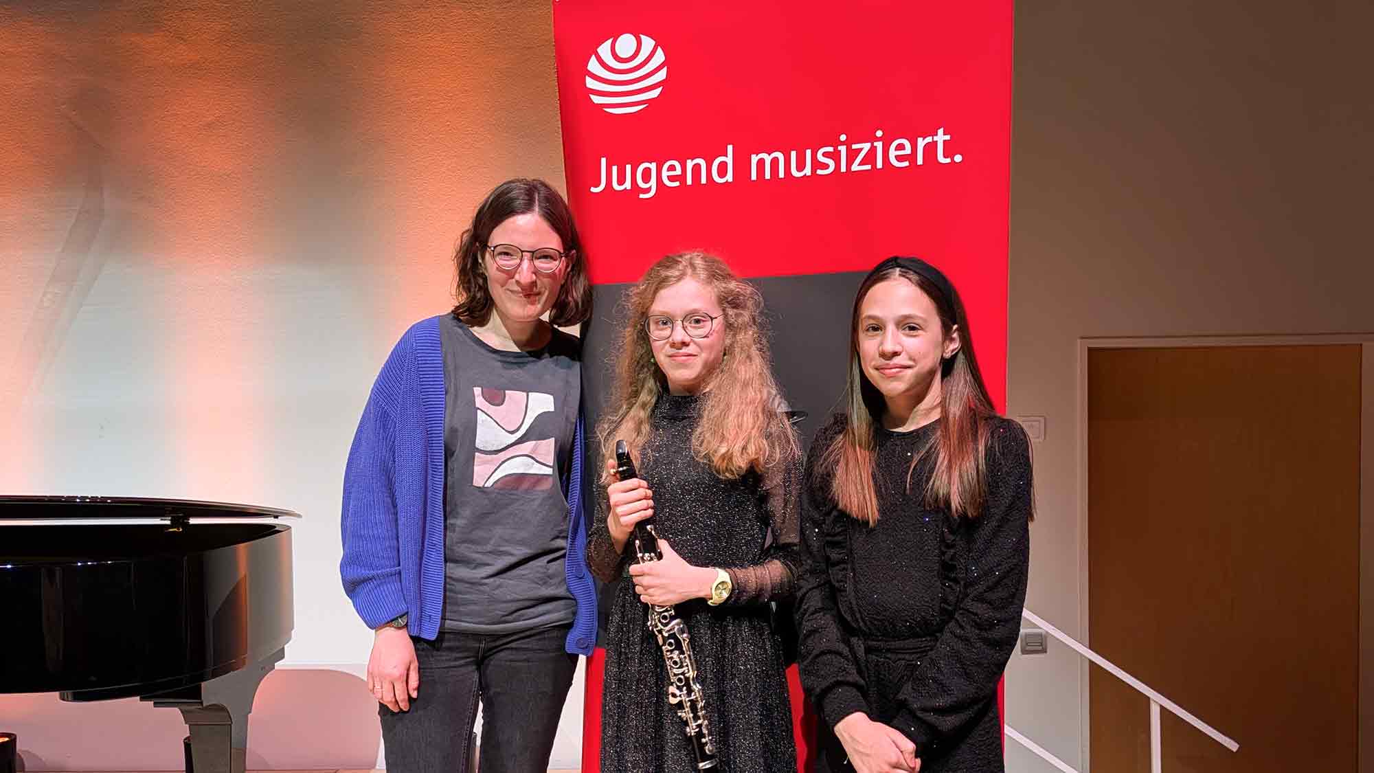 Musikschule Lemgo: Musikschülerinnen erspielen sich den ersten Platz beim Landeswettbewerb &raquo;Jugend musiziert&laquo; in Essen