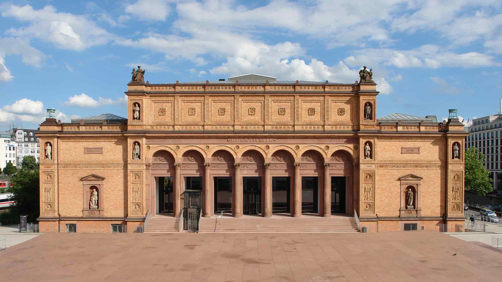Hamburg investiert in Klimaschutz und Bewahrung der Kunst mit energetischen Sanierungen an der Kunsthalle Hamburg investiert in Klimaschutz und Bewahrung der Kunst mit energetischen Sanierungen an der Kunsthalle