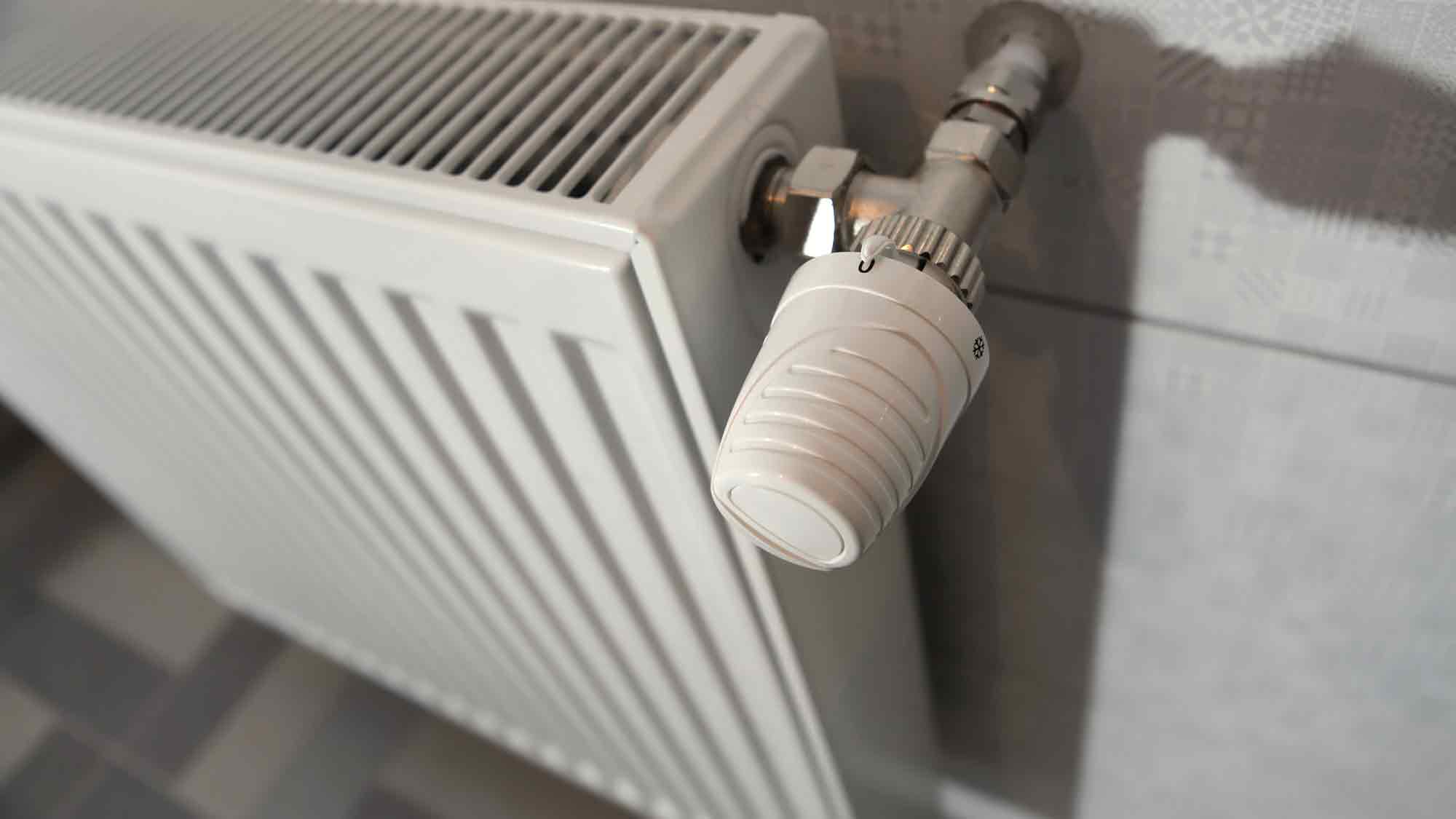 Verbraucherzentrale Nordrhein Westfalen: Sommerbetrieb für die Heizung Verbraucherzentrale Nordrhein Westfalen: Sommerbetrieb für die Heizung