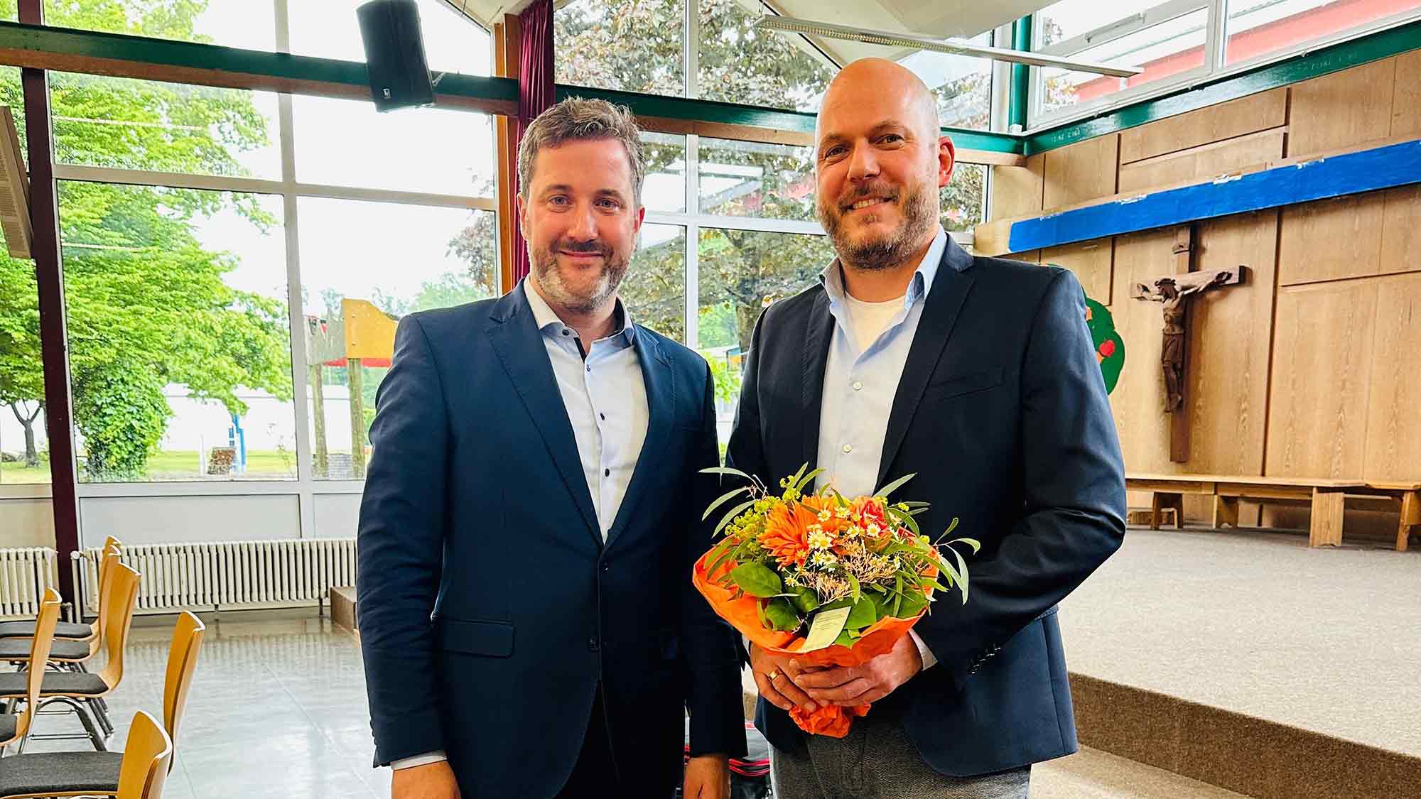 Herzebrock Clarholz: Guido Bolz zum neuen Kämmerer und 1. Allgemeinen Vertreter des Bürgermeisters gewählt Herzebrock Clarholz: Guido Bolz zum neuen Kämmerer und 1. Allgemeinen Vertreter des Bürgermeisters gewählt