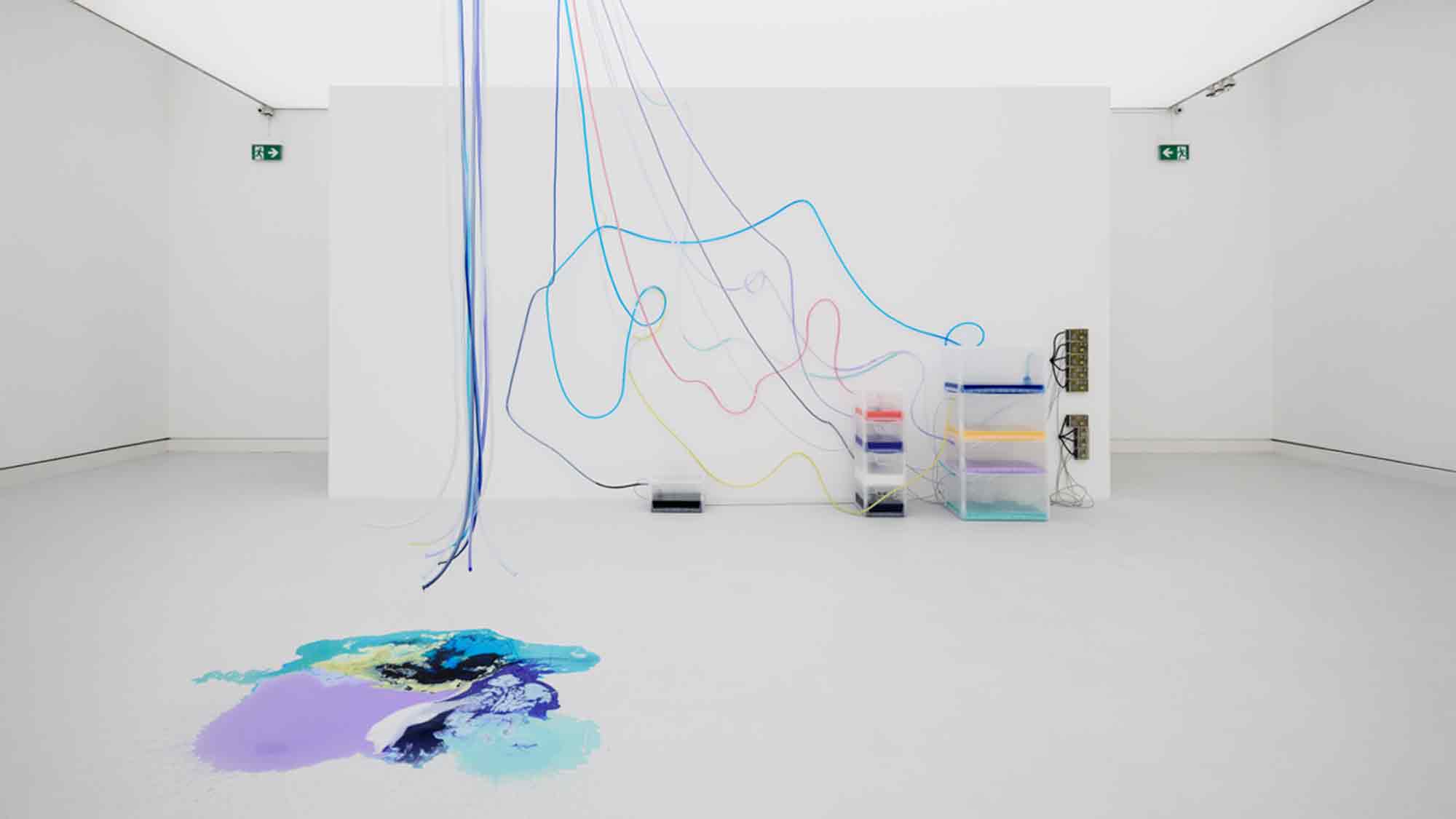 Letzte Aktivierung von »Detergancy (Antibacterial Groundreading)« in der Kunsthalle Mainz, 15. Juni 2025 Letzte Aktivierung von »Detergancy (Antibacterial Groundreading)« in der Kunsthalle Mainz, 15. Juni 2025