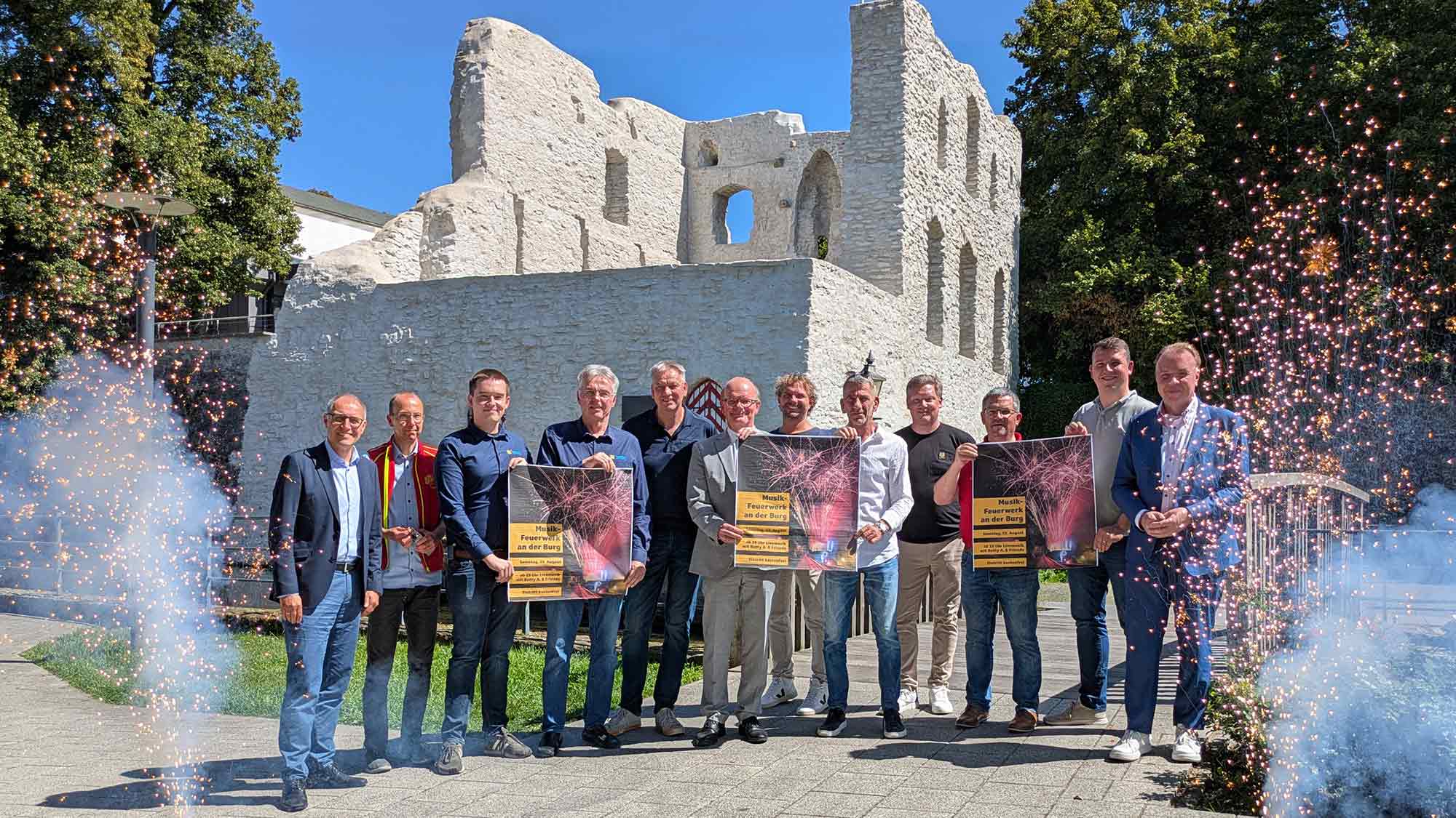 Feuerwerk an der Burg erstmalig als musiksynchrone Darbietung – Kulturfonds Bad Lippspringe lädt am Samstag, 23. August 2025, zum Gratis Event ein