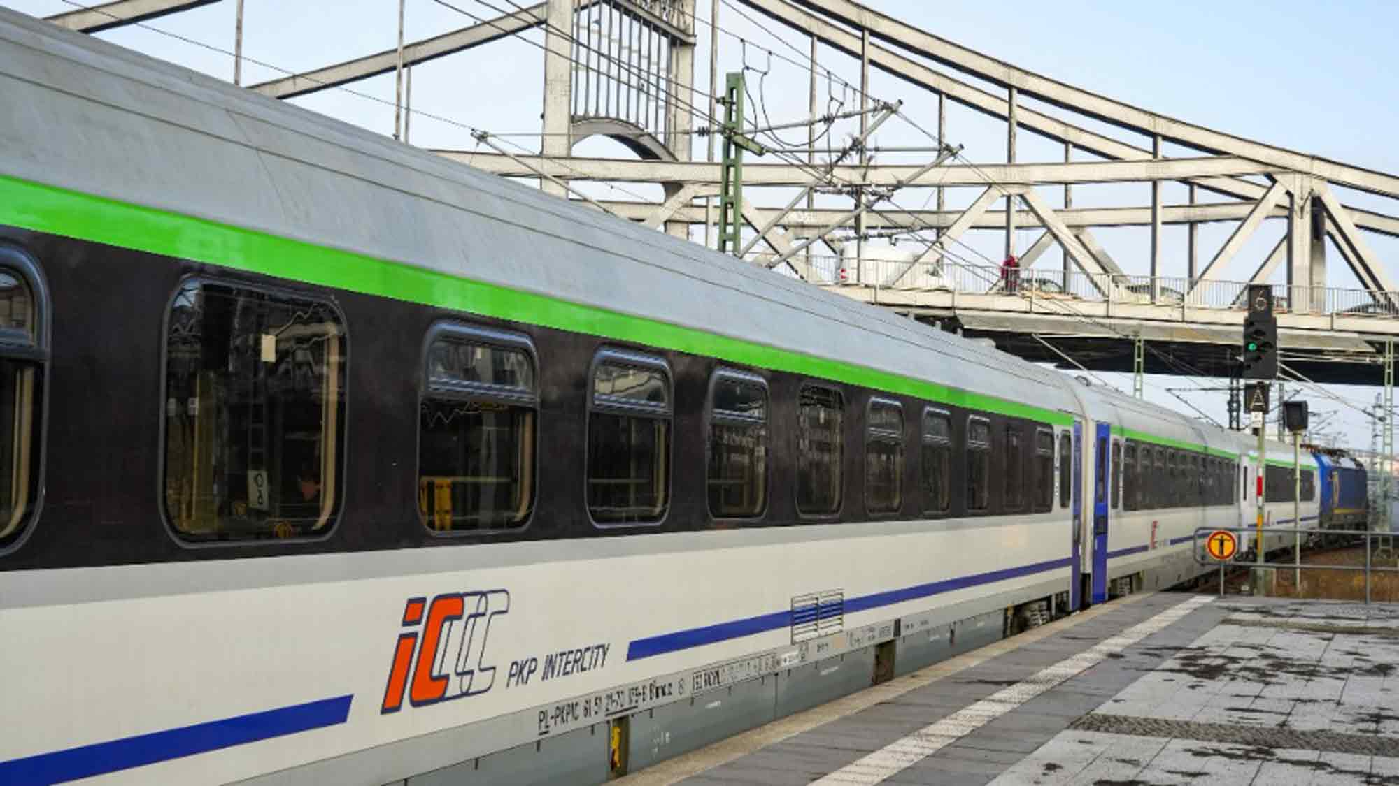 Mehr Züge zwischen Deutschland und Polen: DB und PKP bauen Angebot um mehr als 50 Prozent aus Mehr Züge zwischen Deutschland und Polen: DB und PKP bauen Angebot um mehr als 50 Prozent aus