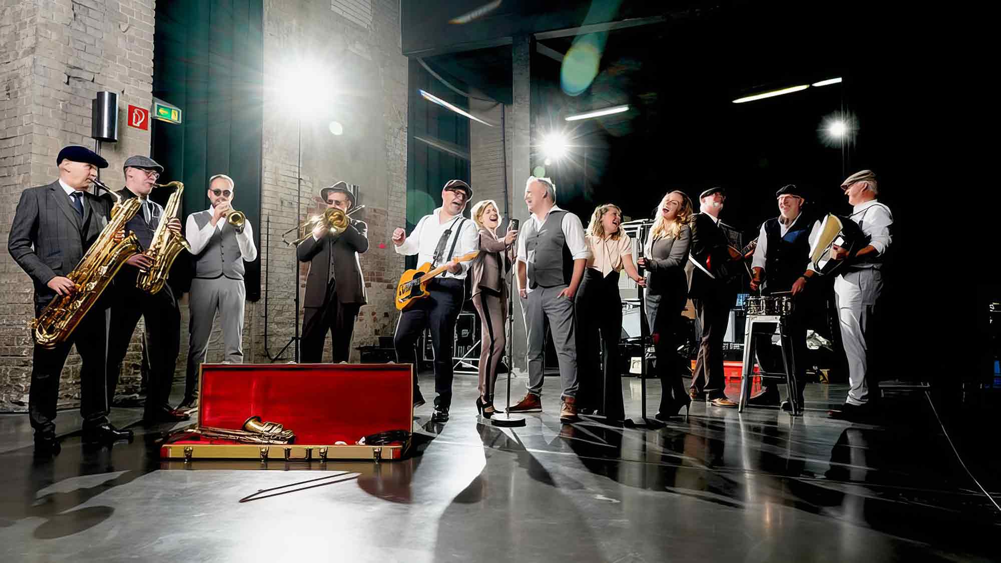 10 Jahre »MuKKe« im Kesselhaus der Weberei Gütersloh: lokale Kultur im Fokus, 23. Oktober 2025 10 Jahre »MuKKe« im Kesselhaus der Weberei Gütersloh: lokale Kultur im Fokus, 23. Oktober 2025