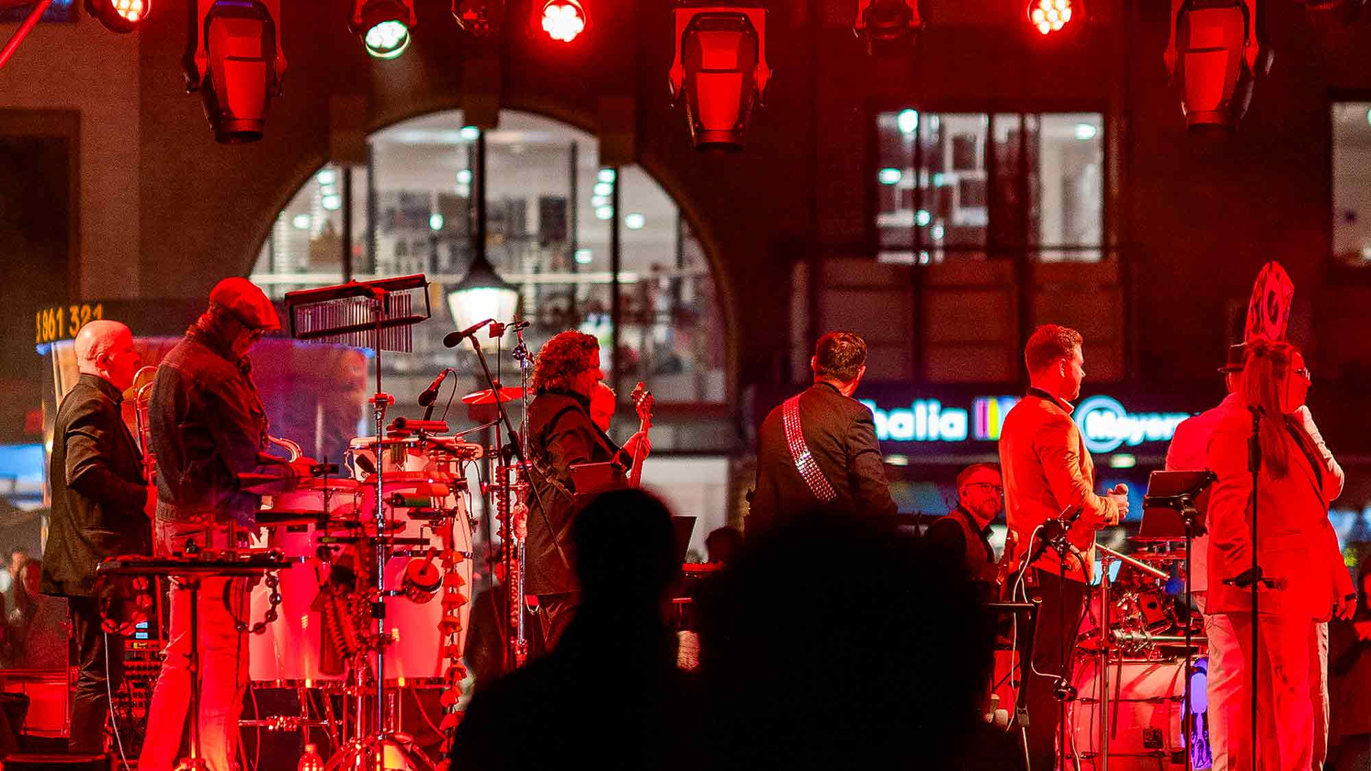 NOW Commons: »Gütersloh leuchtet auf«, Berliner Platz (HVP) NOW Commons: »Gütersloh leuchtet auf«, Berliner Platz (HVP)