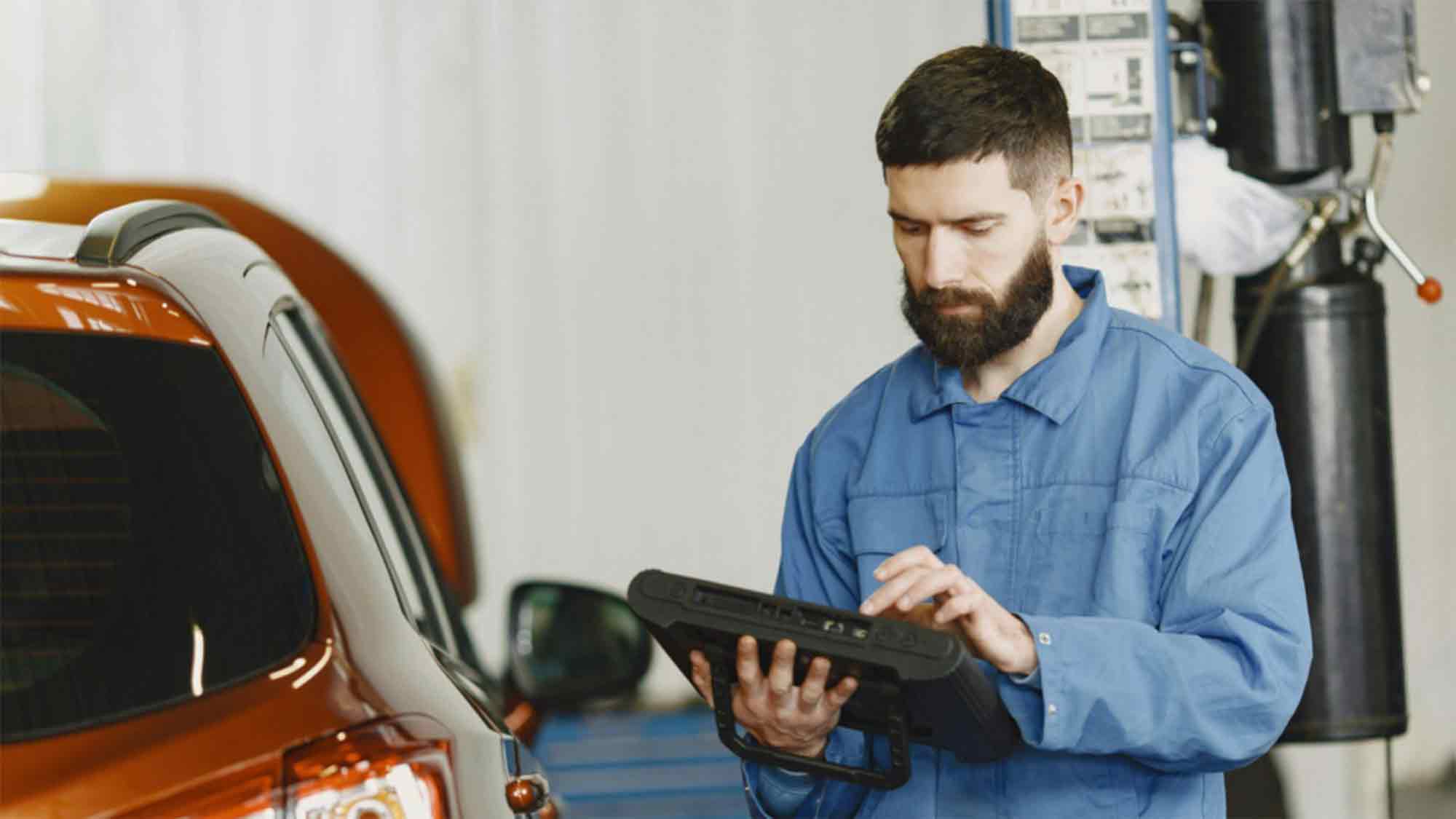 Digitale Motorinstandsetzung: Wie Online Plattformen den Werkstattprozess verändern Digitale Motorinstandsetzung: Wie Online Plattformen den Werkstattprozess verändern