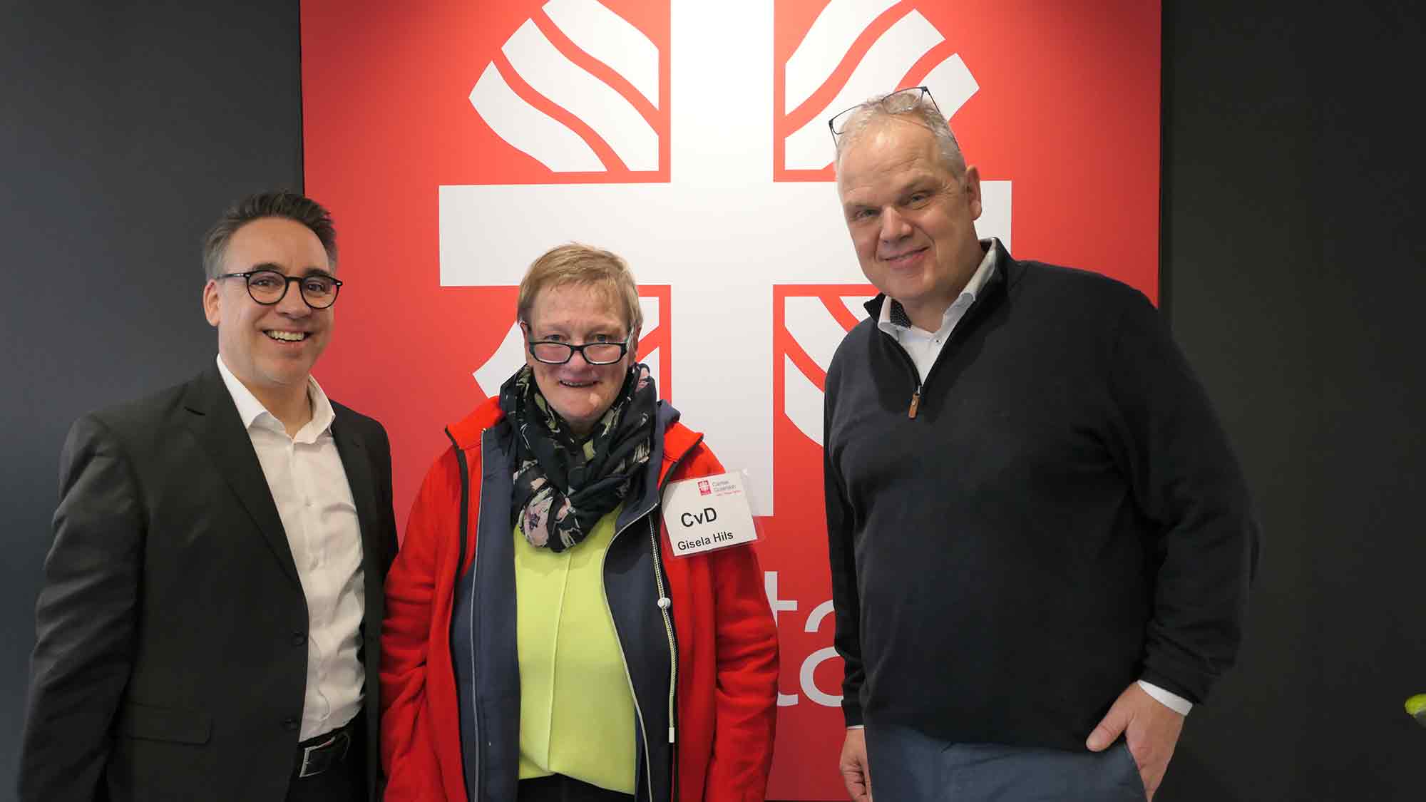 Abschied nach drei Jahrzehnten: Gisela Hils, Vorsitzende der Caritas Mitarbeitervertretung, ist nun im Ruhestand Abschied nach drei Jahrzehnten: Gisela Hils, Vorsitzende der Caritas Mitarbeitervertretung, ist nun im Ruhestand