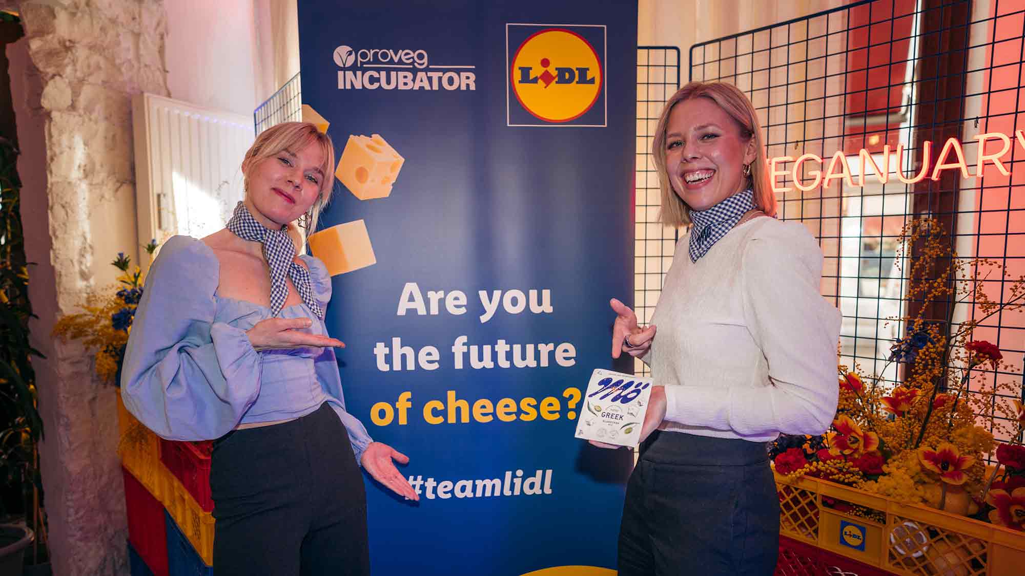 Finnische Hafer Innovation: »Mö Foods« erster Gewinner des Wettbewerbs für Käse Alternativen von Lidl und »ProVeg« Finnische Hafer Innovation: »Mö Foods« erster Gewinner des Wettbewerbs für Käse Alternativen von Lidl und »ProVeg«