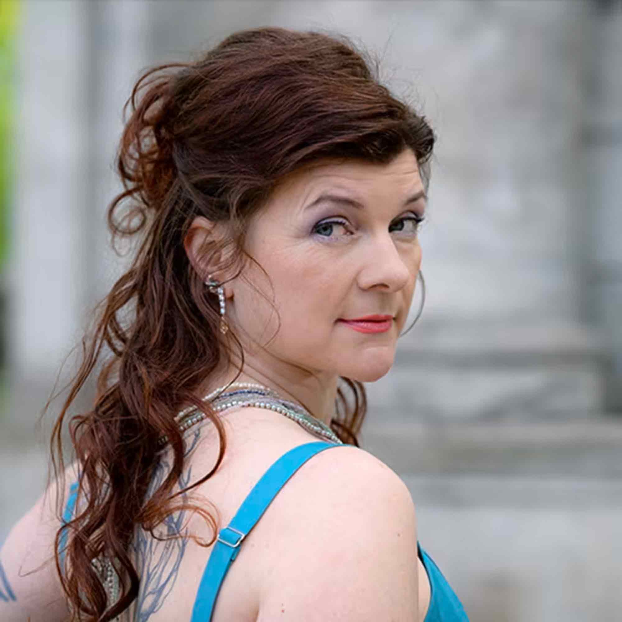 Stadtbibliothek Rheda: »Liebesrausch in Paris« – ein literarischer Abend zum Internationalen Frauentag, 9. März 2026 Stadtbibliothek Rheda: »Liebesrausch in Paris« – ein literarischer Abend zum Internationalen Frauentag, 9. März 2026