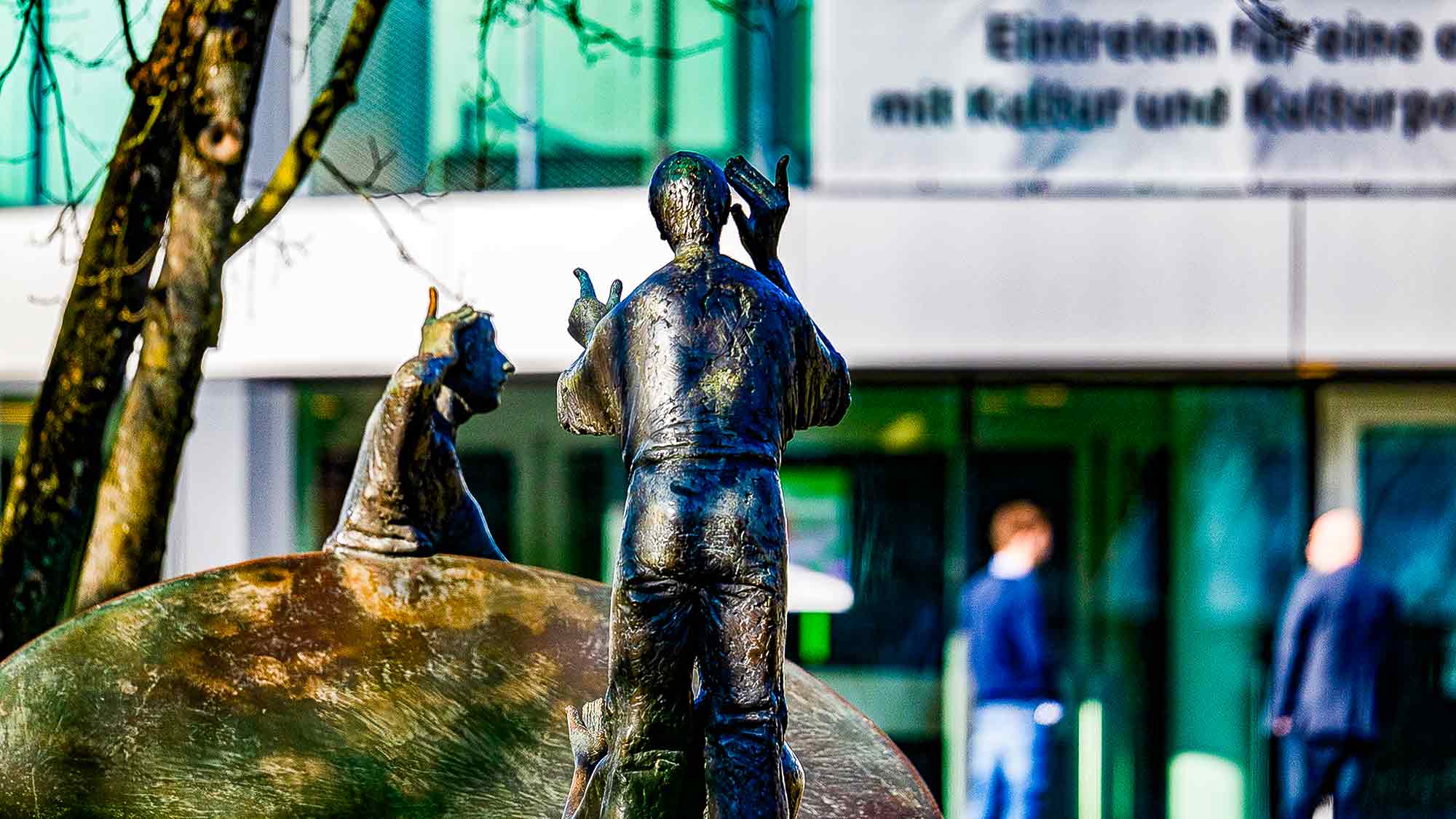 NOW Commons: Medienbrunnen, Theodor Heuss Platz, Stadthalle Gütersloh NOW Commons: Medienbrunnen, Theodor Heuss Platz, Stadthalle Gütersloh