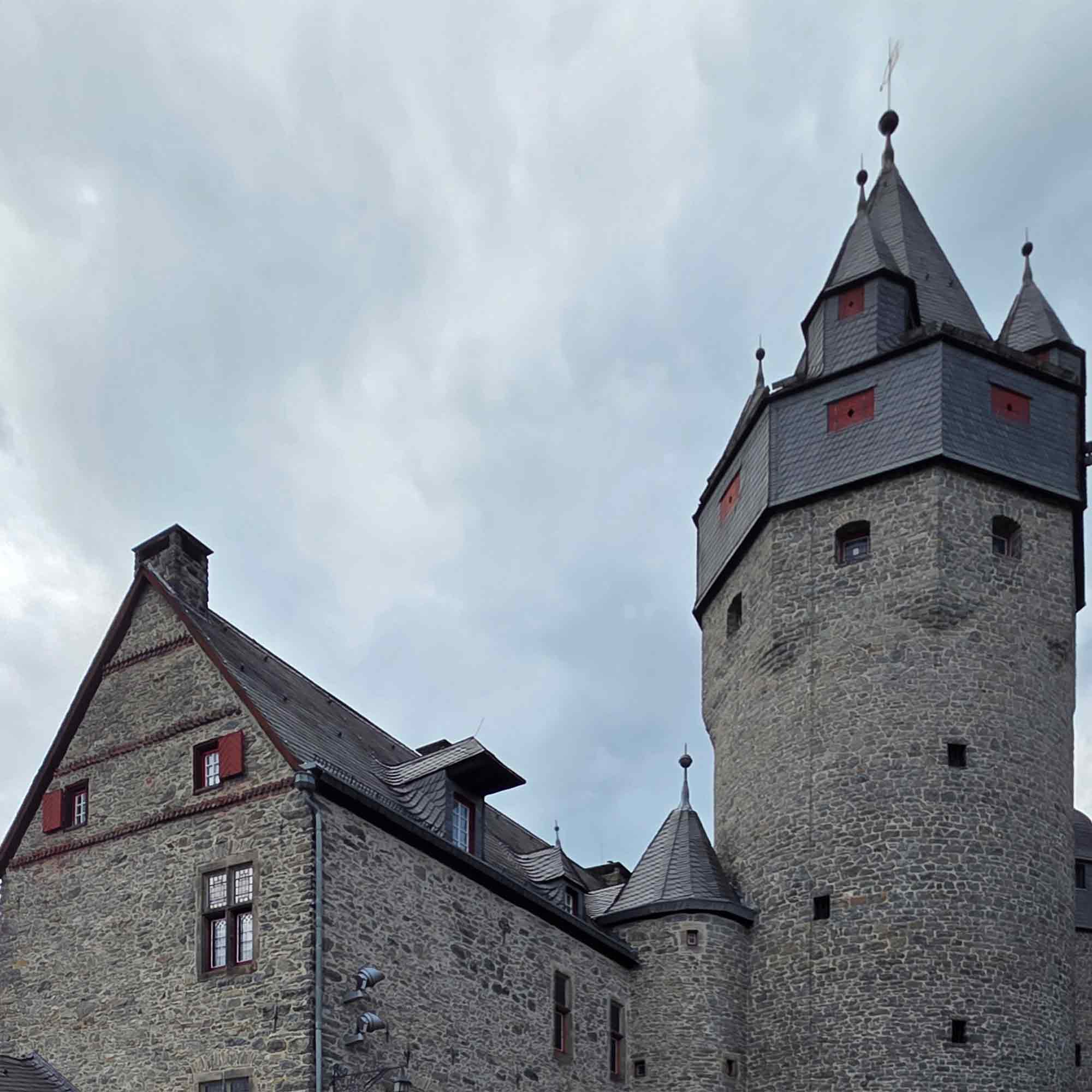 Brands Spiele Check: Outdoor Rätsel Tour &raquo;Das Burggespenst