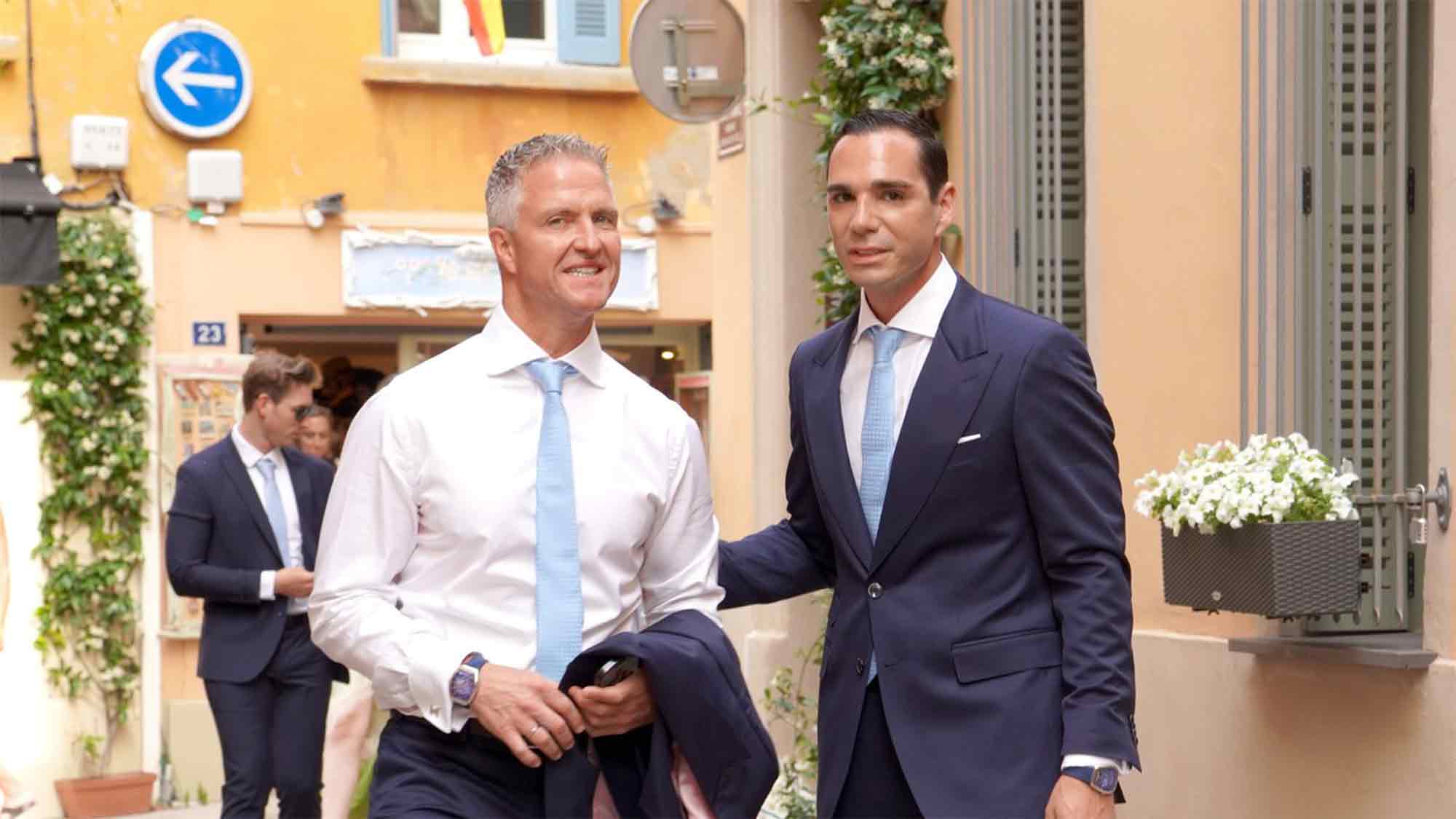 Erstes Hochzeitsfoto aus Saint Tropez: »Ralf & Étienne: Wir sagen Ja« exklusiv ab 6. Juni auf Sky und WOW Erstes Hochzeitsfoto aus Saint Tropez: »Ralf & Étienne: Wir sagen Ja« exklusiv ab 6. Juni auf Sky und WOW