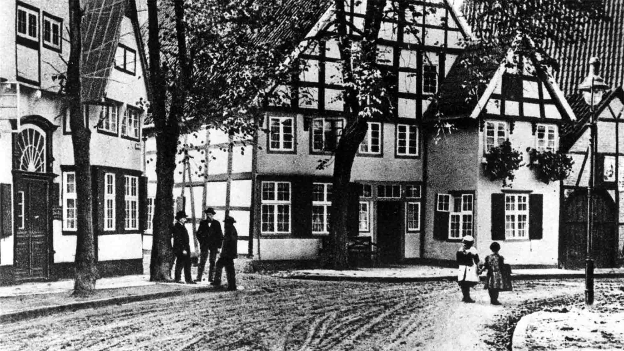 KWS History: Stadtgeschichte Gütersloh – &raquo;Weltstadt Gütersloh 2011&laquo; – Haus der Kreativen und Unternehmer