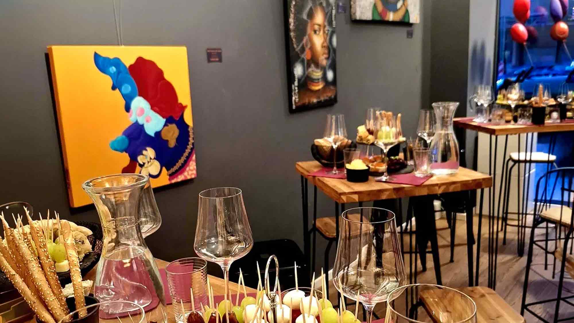 »Wine Tasting München« verbindet Wein, Kunst und besondere Begegnungen, Galerie »Soul of Afrika« »Wine Tasting München« verbindet Wein, Kunst und besondere Begegnungen, Galerie »Soul of Afrika«