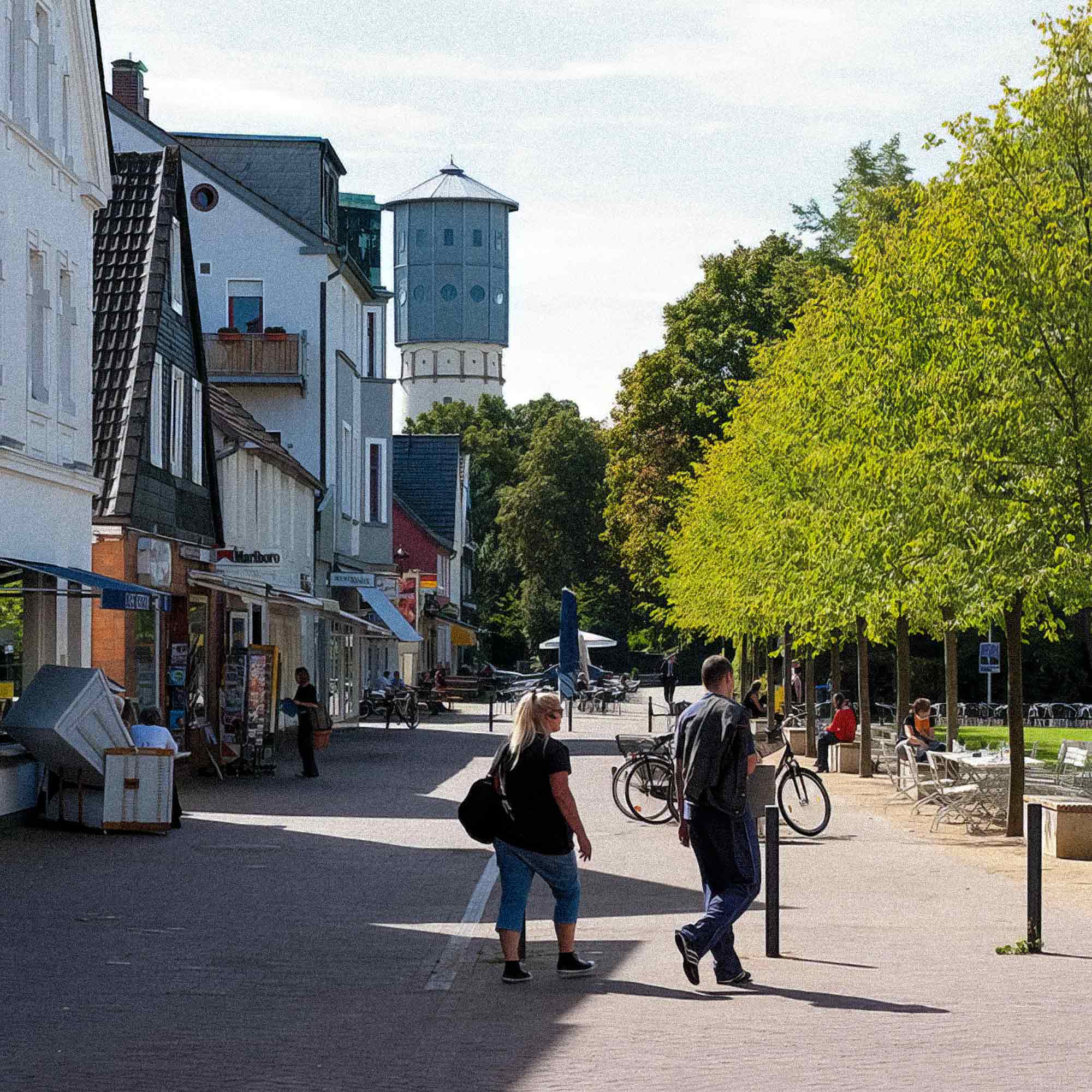NOW Commons: Friedrichstraße, Dreiecksplatz Gütersloh (2009) NOW Commons: Friedrichstraße, Dreiecksplatz Gütersloh (2009)