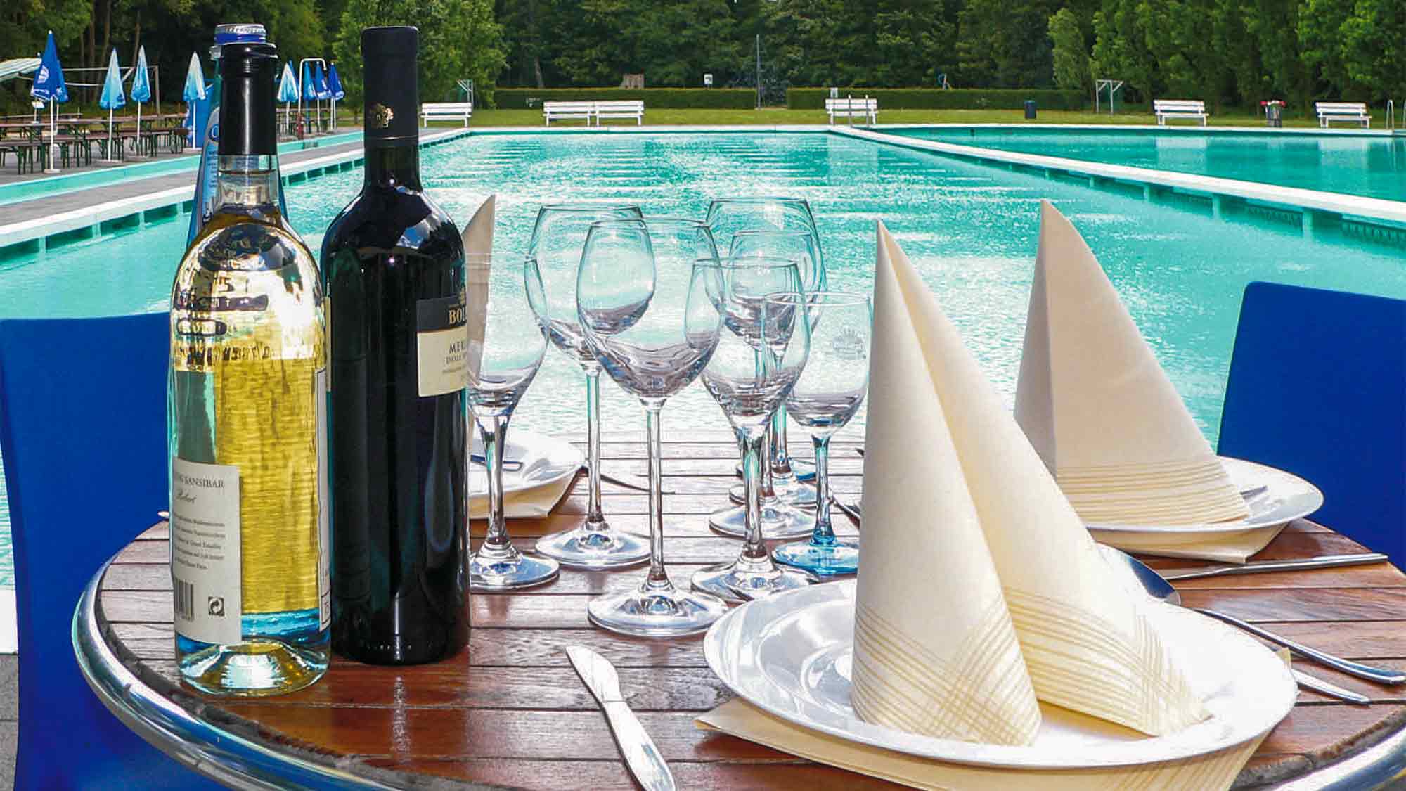 NOW Commons: Wein, Parkbad Gütersloh (2009) NOW Commons: Wein, Parkbad Gütersloh (2009)