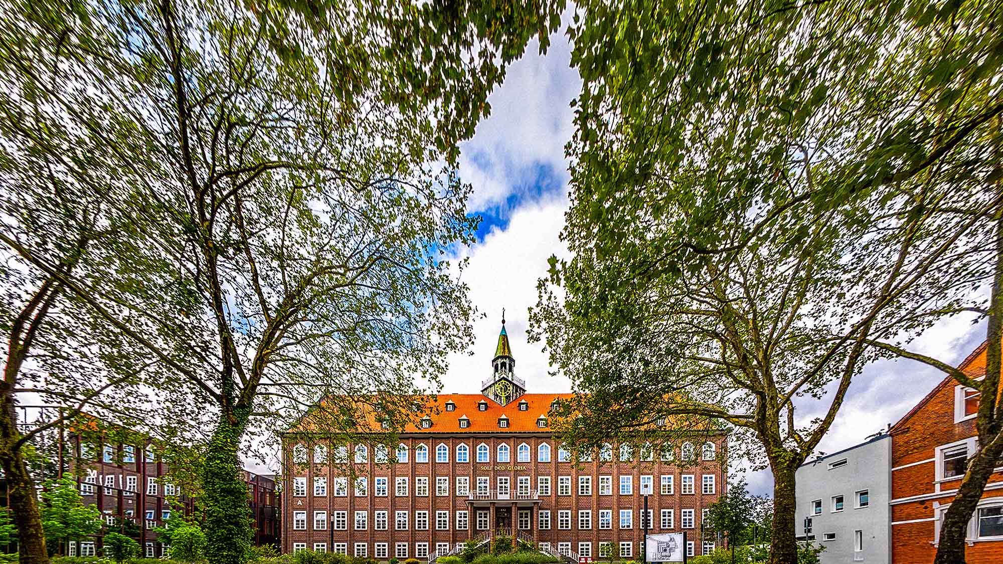 NOW Commons: Evangelisch Stiftisches Gymnasium (ESG) Gütersloh NOW Commons: Evangelisch Stiftisches Gymnasium (ESG) Gütersloh