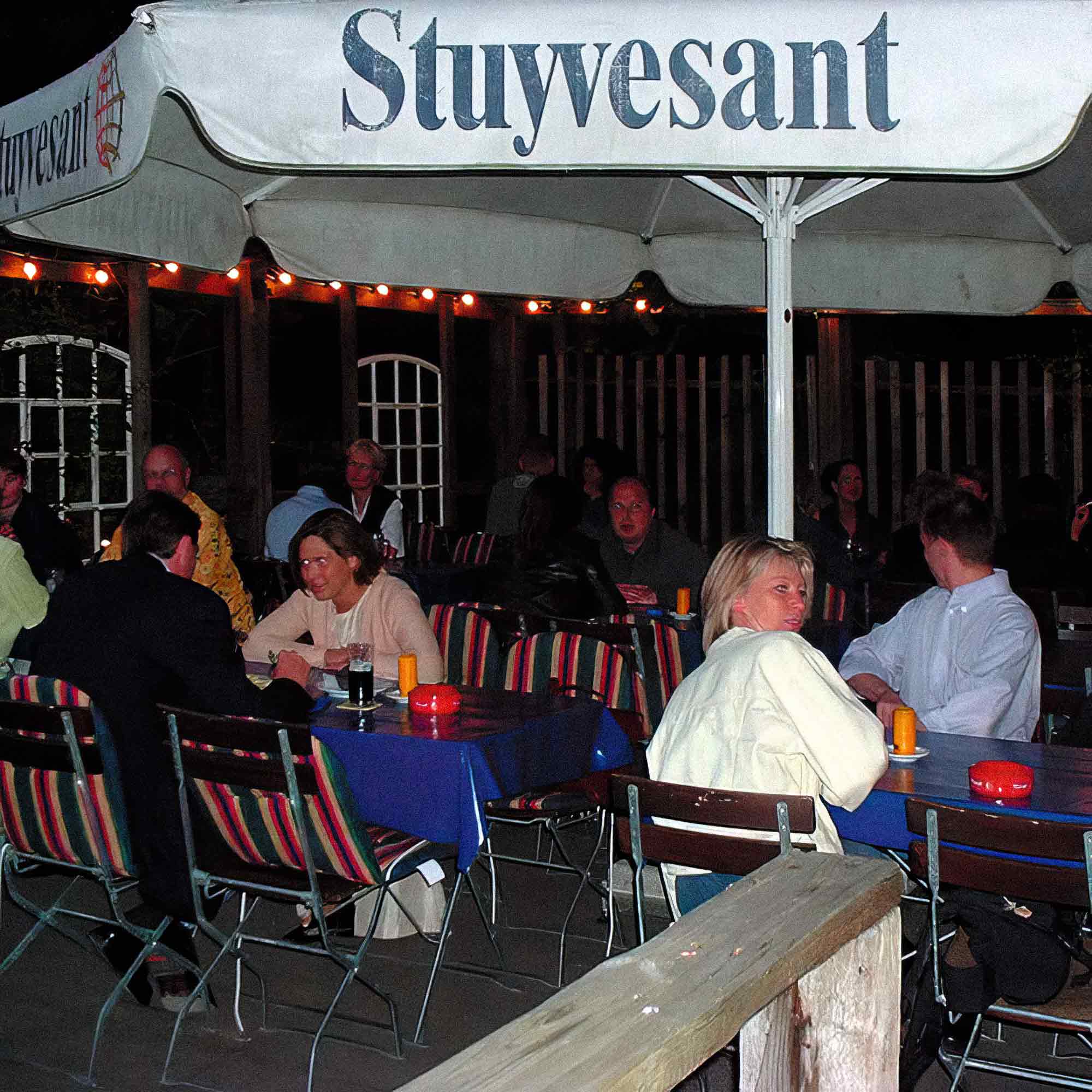 NOW Commons: Biergarten »Gütersloher Brauhaus«, Unter den Ulmen Gütersloh (2001) … NOW Commons: Biergarten »Gütersloher Brauhaus«, Unter den Ulmen Gütersloh (2001) …