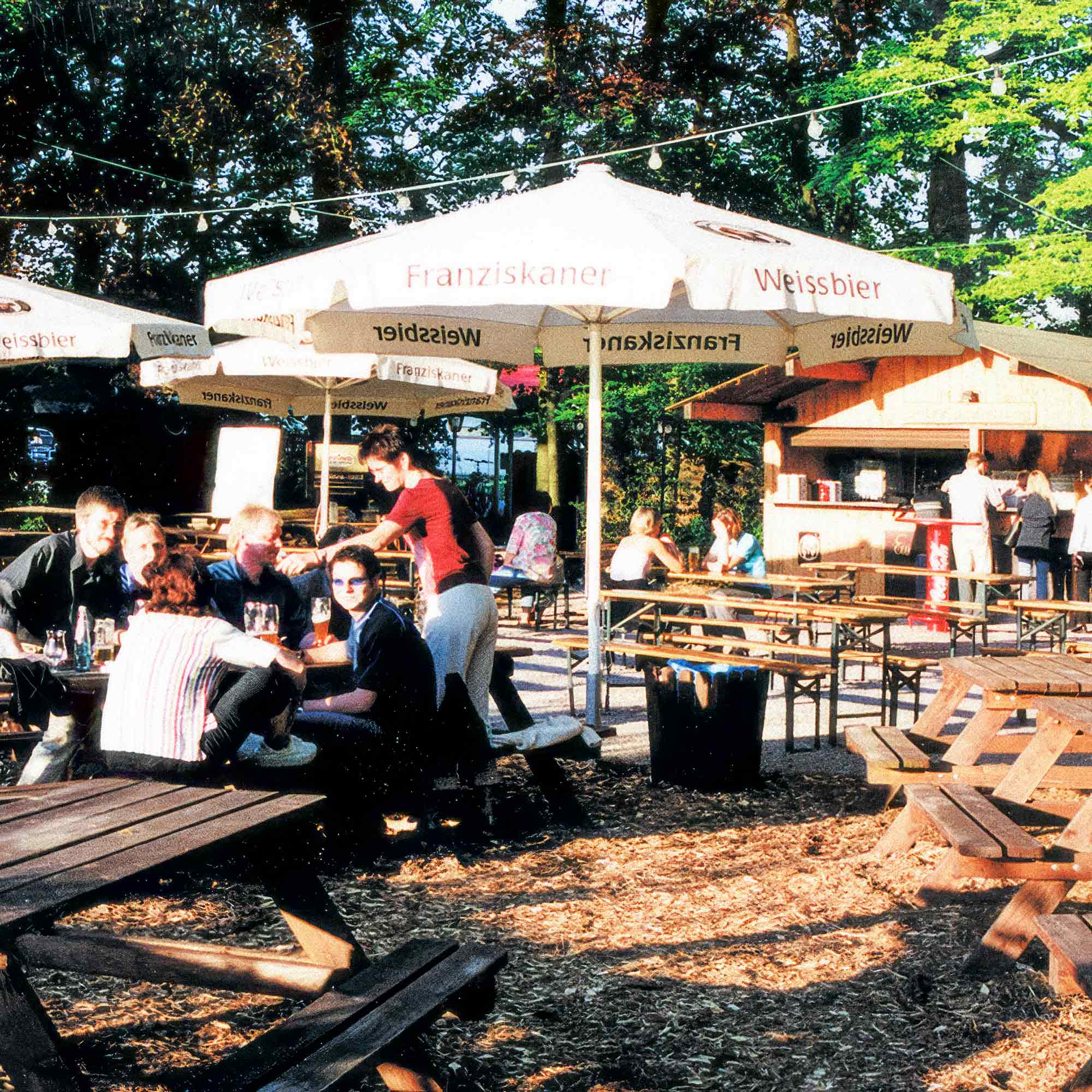 NOW Commons: Biergarten »Brasserie & Hotel Kauers«, Verl (2001) … NOW Commons: Biergarten »Brasserie & Hotel Kauers«, Verl (2001) …
