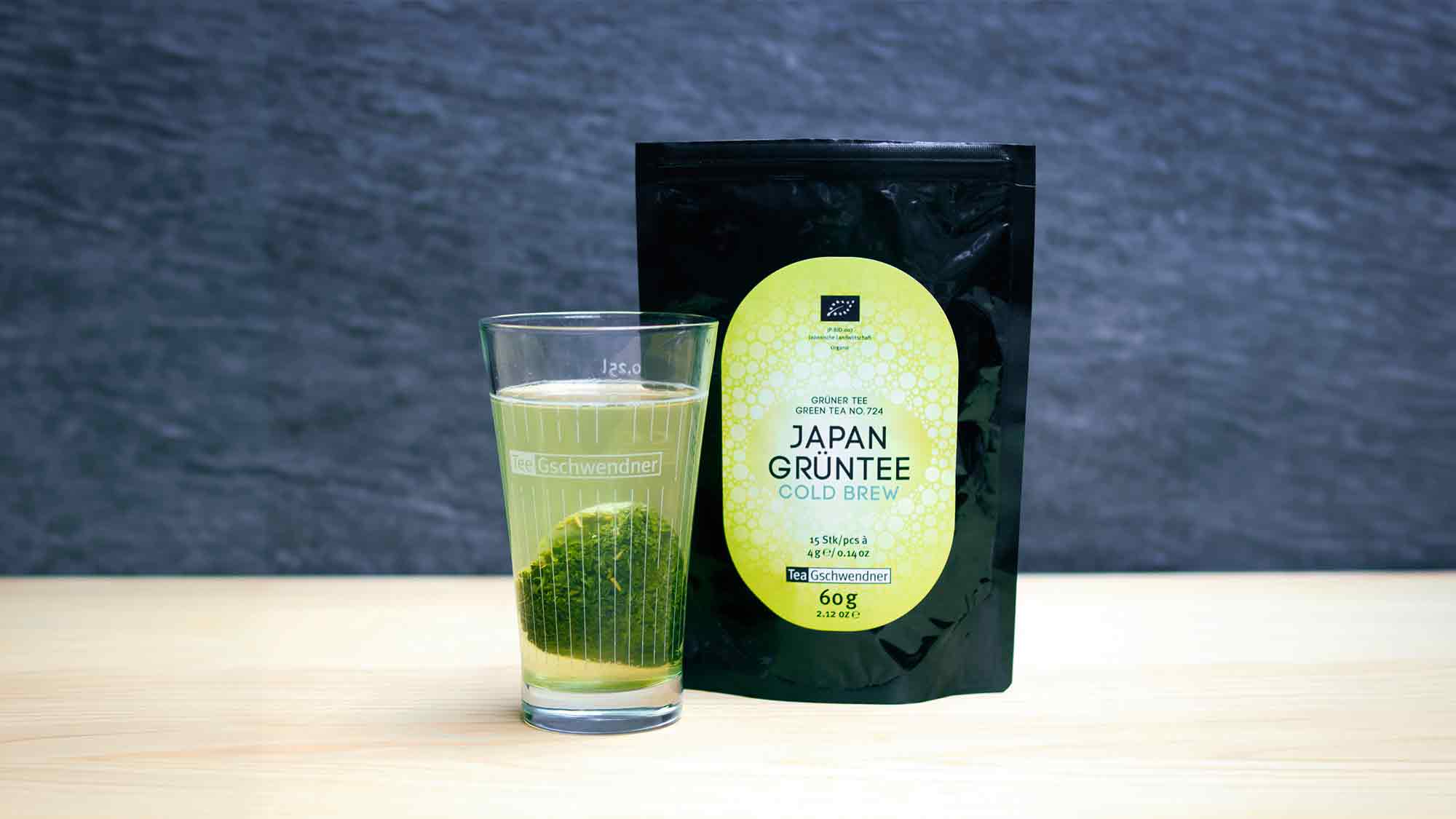 »TeeGschwendner«: Japanischer Premium Cold Brew – Grüntee Genuss, der auch kalt begeistert »TeeGschwendner«: Japanischer Premium Cold Brew – Grüntee Genuss, der auch kalt begeistert