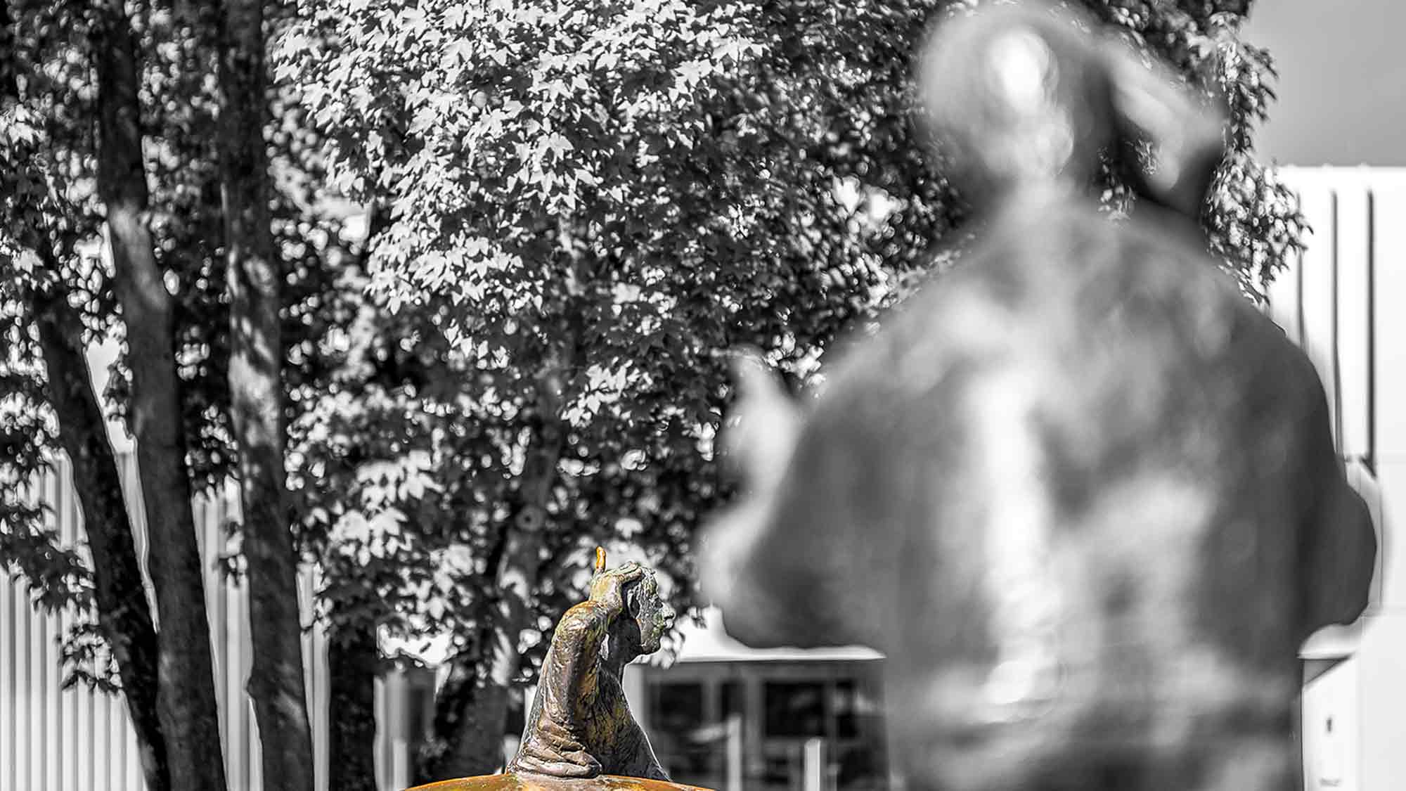 NOW Commons: Medienbrunnen, Theodor Heuss Platz, Stadthalle Gütersloh