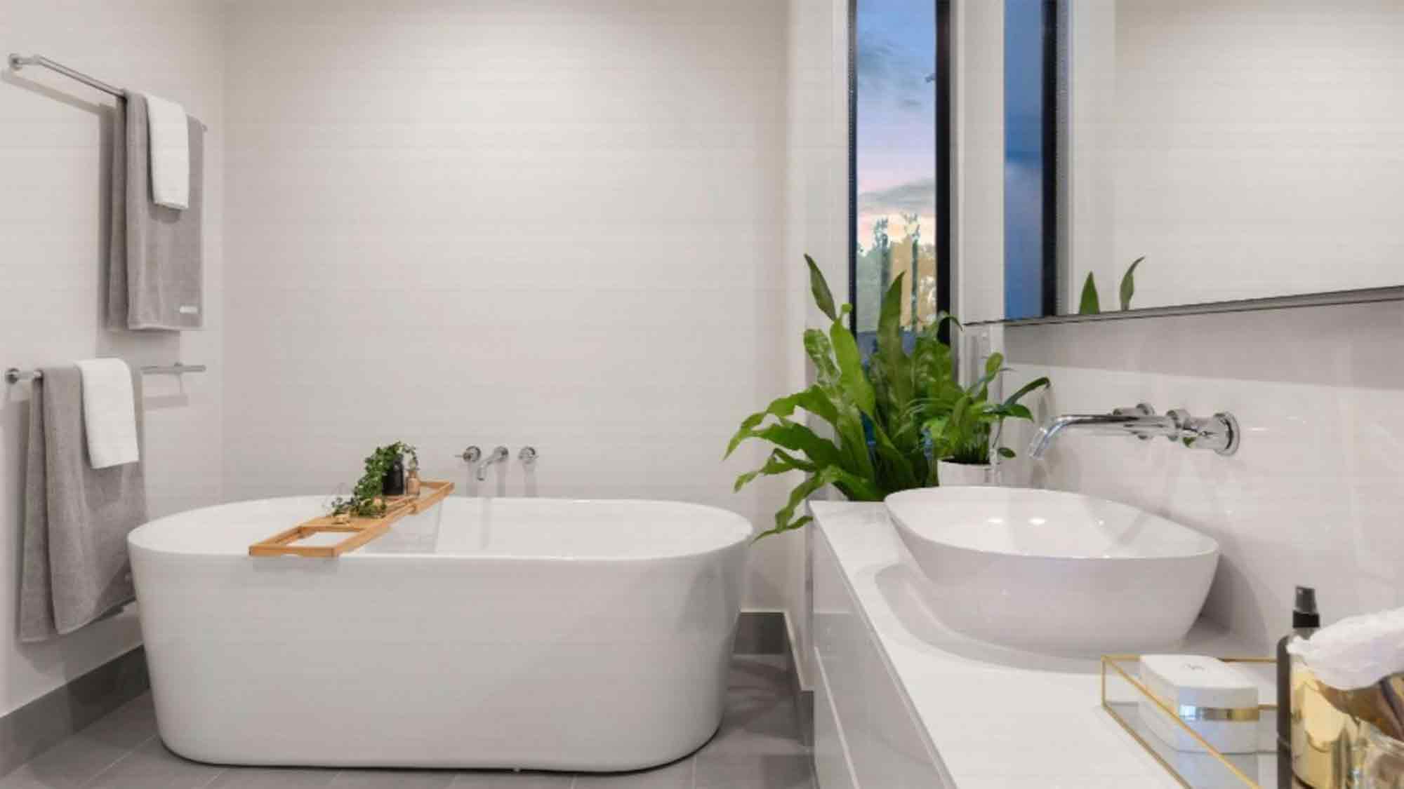 Kalk, Altbau, Gäste WC: vier typische Bäder in OWL – und der Waschtisch, der jeweils passt Kalk, Altbau, Gäste WC: vier typische Bäder in OWL – und der Waschtisch, der jeweils passt