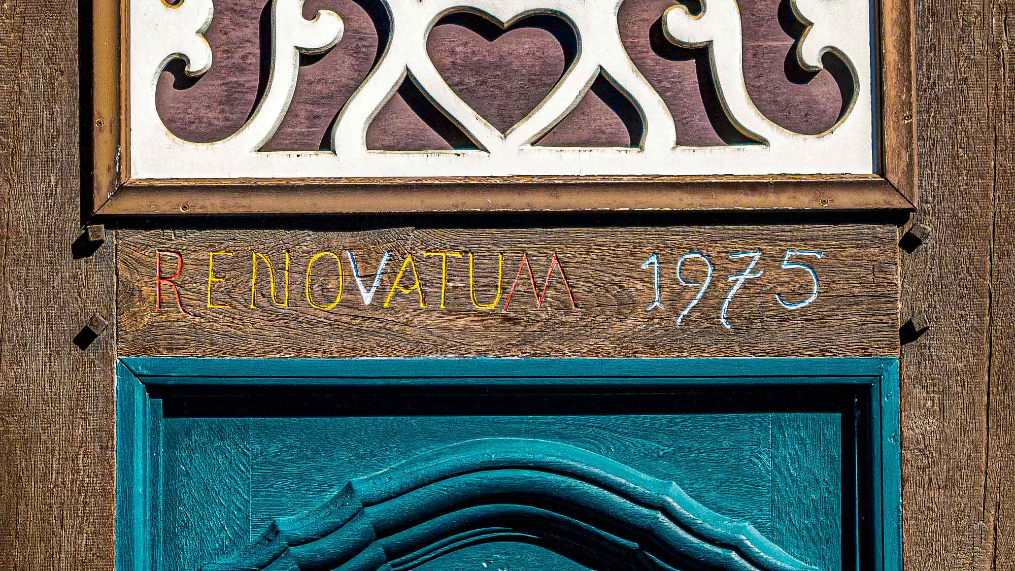 NOW Commons: Fachwerkhaus, »Renovatum 1975«, Am Alten Kirchplatz, Gütersloh … NOW Commons: Fachwerkhaus, »Renovatum 1975«, Am Alten Kirchplatz, Gütersloh …