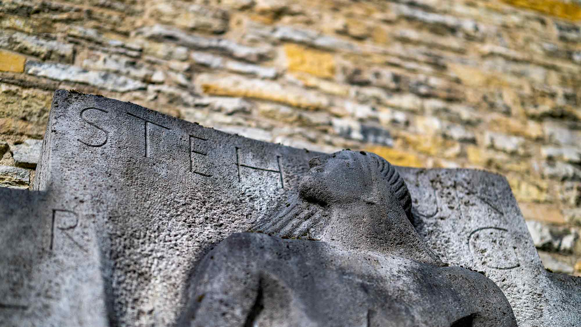 NOW Commons: Mahnmal Zweiter Weltkrieg, Apostelkirche, Am Alten Kirchplatz, Gütersloh … NOW Commons: Mahnmal Zweiter Weltkrieg, Apostelkirche, Am Alten Kirchplatz, Gütersloh …