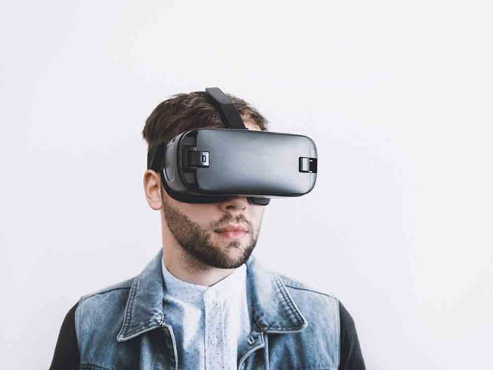 Datenbrille statt Handy: Die Deutschen rechnen bis 2030 mit zunehmender Konkurrenz für Smartphones – auch in Gütersloh Datenbrille statt Handy: Die Deutschen rechnen bis 2030 mit zunehmender Konkurrenz für Smartphones – auch in Gütersloh
