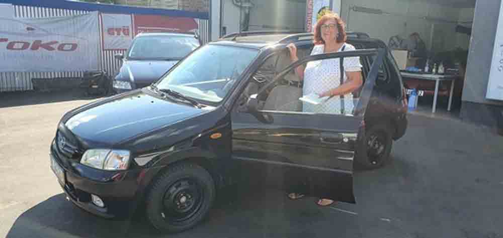 »Kfz-Rockstars« sammeln bereits mehr als 50 Fahrzeuge für Flutopfer – erste zwei Autos schon übergeben »Kfz-Rockstars« sammeln bereits mehr als 50 Fahrzeuge für Flutopfer – erste zwei Autos schon übergeben