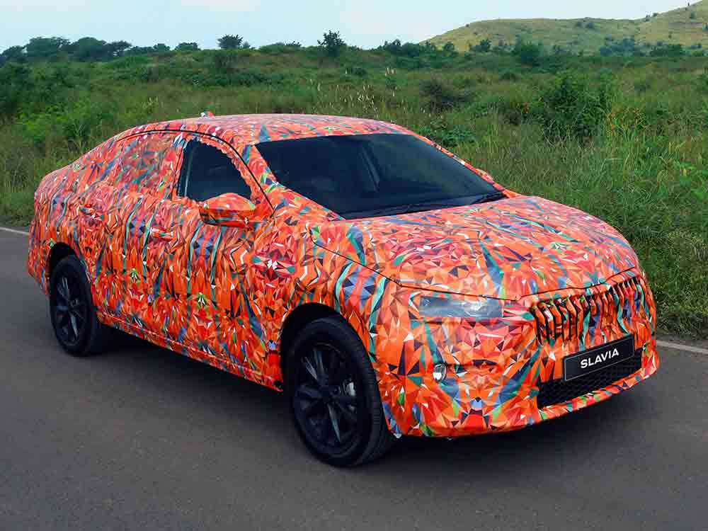Tarnfolie für neuen Škoda »Slavia« ist Ergebnis eines Designwettbewerbs – den Sieger erwartet eine Reise nach Prag und ein Treffen mit Oliver Stefani, Leiter Škoda-Design Tarnfolie für neuen Škoda »Slavia« ist Ergebnis eines Designwettbewerbs – den Sieger erwartet eine Reise nach Prag und ein Treffen mit Oliver Stefani, Leiter Škoda-Design