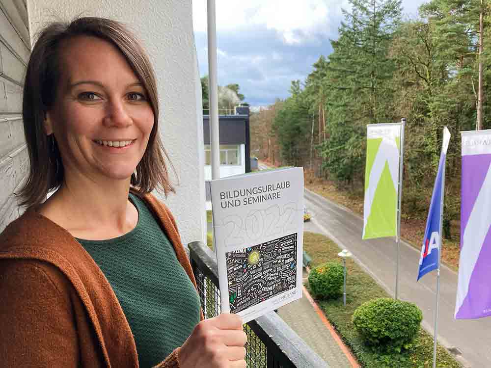 Bielefeld: Chance auf Bildungsurlaub nutzen, Haus Neuland bietet Seminare zu aktuellen Themen – auch mit Wanderungen und Fahrradtouren Bielefeld: Chance auf Bildungsurlaub nutzen, Haus Neuland bietet Seminare zu aktuellen Themen – auch mit Wanderungen und Fahrradtouren