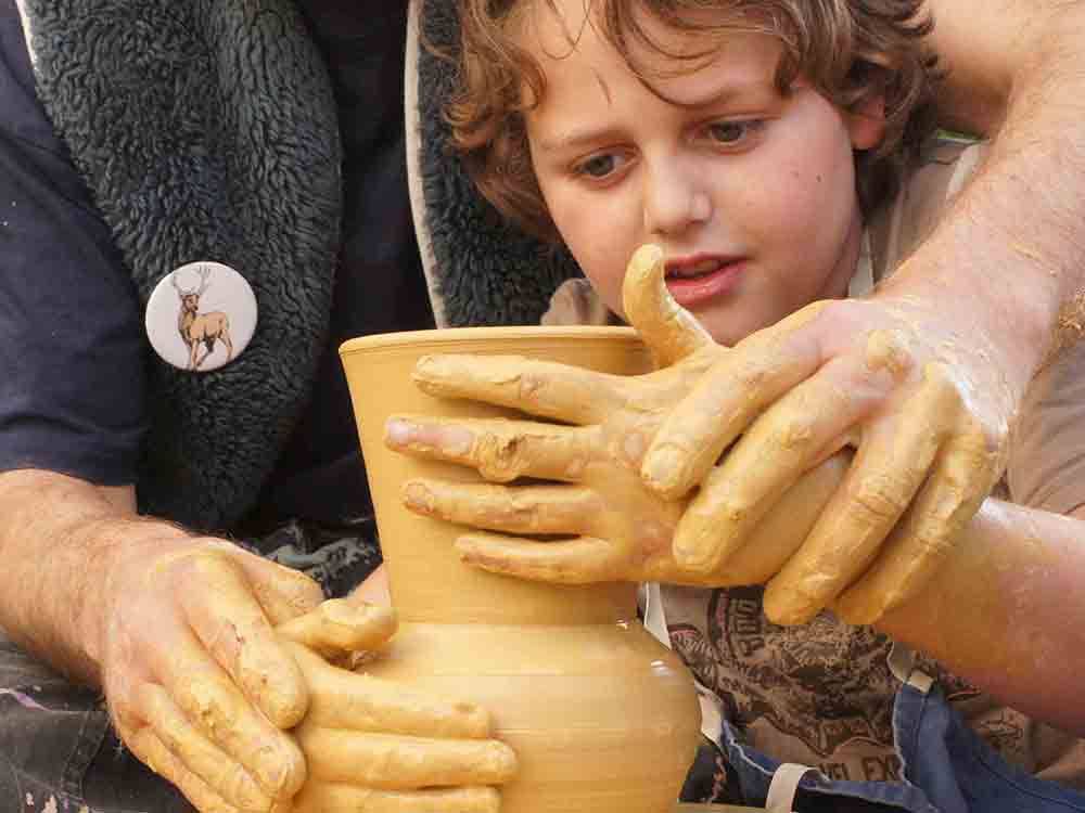 Alltag an der Grenze, Mitmach Wochenende für die ganze Familie im Rahmen der Archäologischen Landesausstellung NRW Alltag an der Grenze, Mitmach Wochenende für die ganze Familie im Rahmen der Archäologischen Landesausstellung NRW