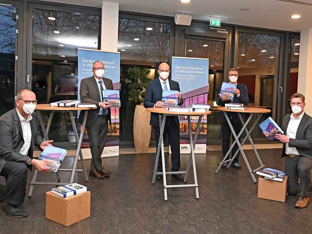»Der Kreis Steinfurt in 100 Fotomotiven«, neuer Bildband mit mehr als 400 Aufnahmen erschienen »Der Kreis Steinfurt in 100 Fotomotiven«, neuer Bildband mit mehr als 400 Aufnahmen erschienen