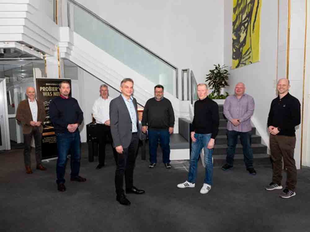 145 Jahre Treue zum Familienunternehmen, Warsteiner Brauerei bedankt sich bei Jubilaren 145 Jahre Treue zum Familienunternehmen, Warsteiner Brauerei bedankt sich bei Jubilaren