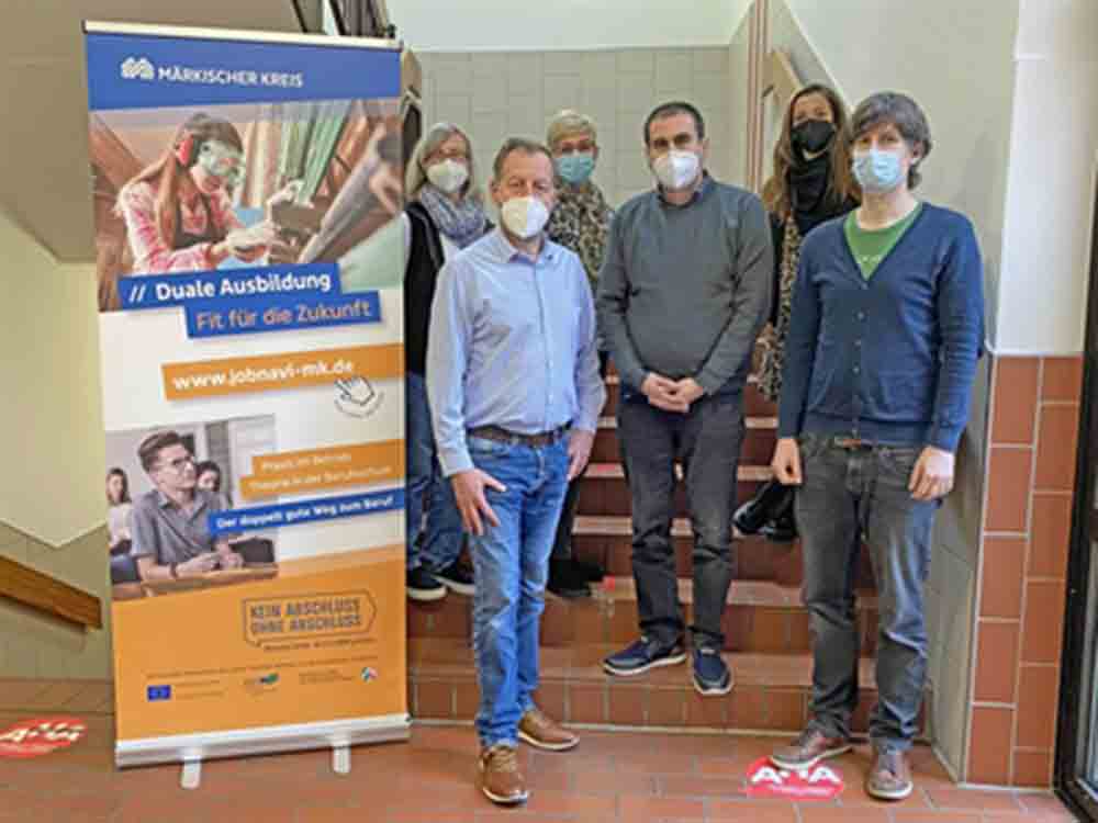 Märkischer Kreis, Beratertage unterstützen auf dem Weg zur Ausbildung, Impulse für den Übergang Schule Beruf Märkischer Kreis, Beratertage unterstützen auf dem Weg zur Ausbildung, Impulse für den Übergang Schule Beruf