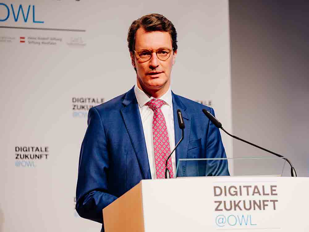 OWL ist führende Digitalregion in Deutschland, mehr als 2.000 Besucher bei Digitalkongress in OWL OWL ist führende Digitalregion in Deutschland, mehr als 2.000 Besucher bei Digitalkongress in OWL