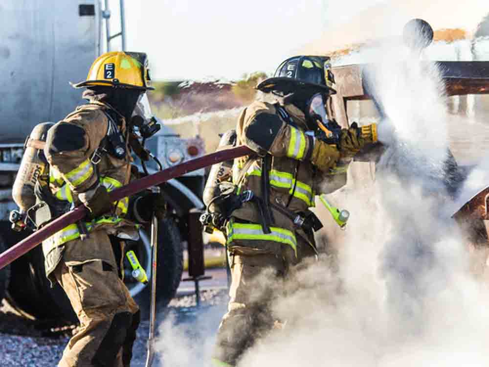 Freiwillige Feuerwehr Bad Salzuflen, 6 Menschen bei Gasaustritt verletzt, Feuerwehr evakuiert Mehrfamilienhaus in der Bad Salzufler Innenstadt
