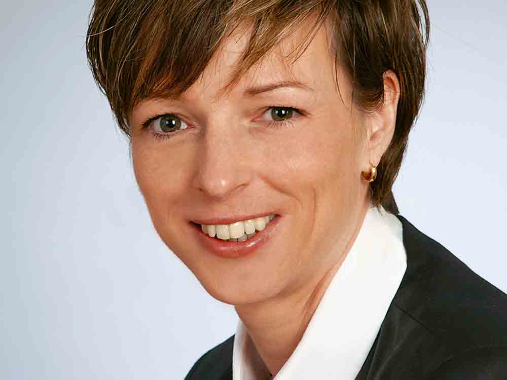 Anzeige: Gut Beraten mit Sabine, Immobilien Tipp, 2014, aktuelles Thema Anzeige: Gut Beraten mit Sabine, Immobilien Tipp, 2014, aktuelles Thema