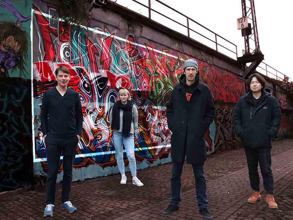 Gütersloh, Licht Installation an der Weberei, Sozialkultur bewegt, letzte Gelegenheit für Sgraffiti Besucher Gütersloh, Licht Installation an der Weberei, Sozialkultur bewegt, letzte Gelegenheit für Sgraffiti Besucher