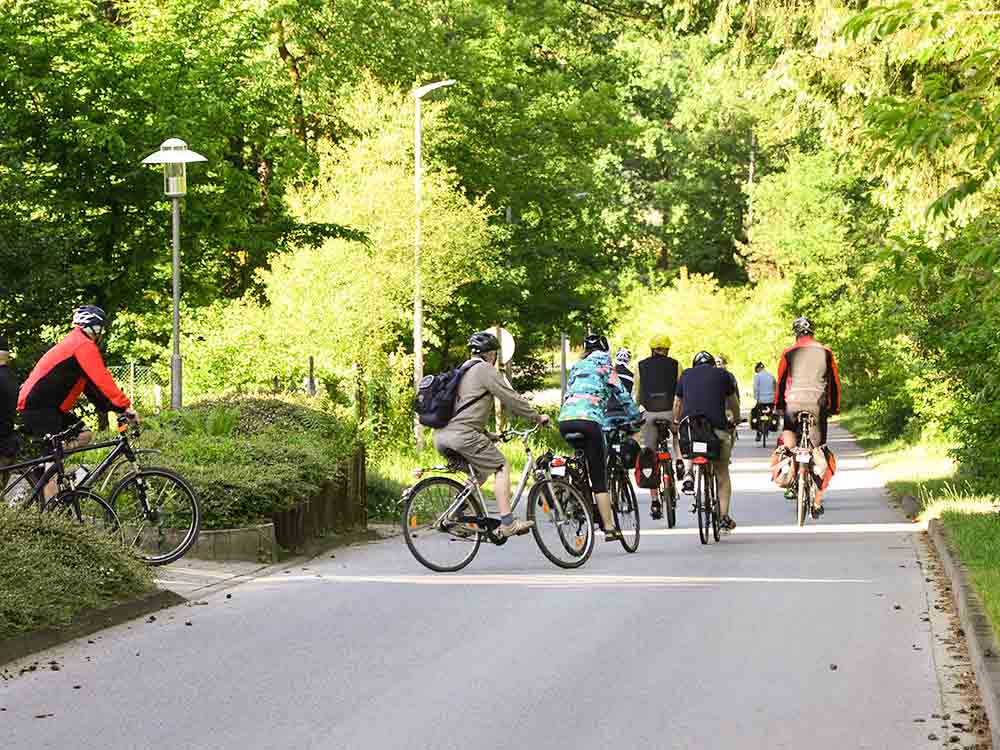 Bielefeld, Bildungsurlaube mit Wanderungen und Fahrradtouren, Weiterbildung aktiv im Haus Neuland am Teutoburger Wald Bielefeld, Bildungsurlaube mit Wanderungen und Fahrradtouren, Weiterbildung aktiv im Haus Neuland am Teutoburger Wald