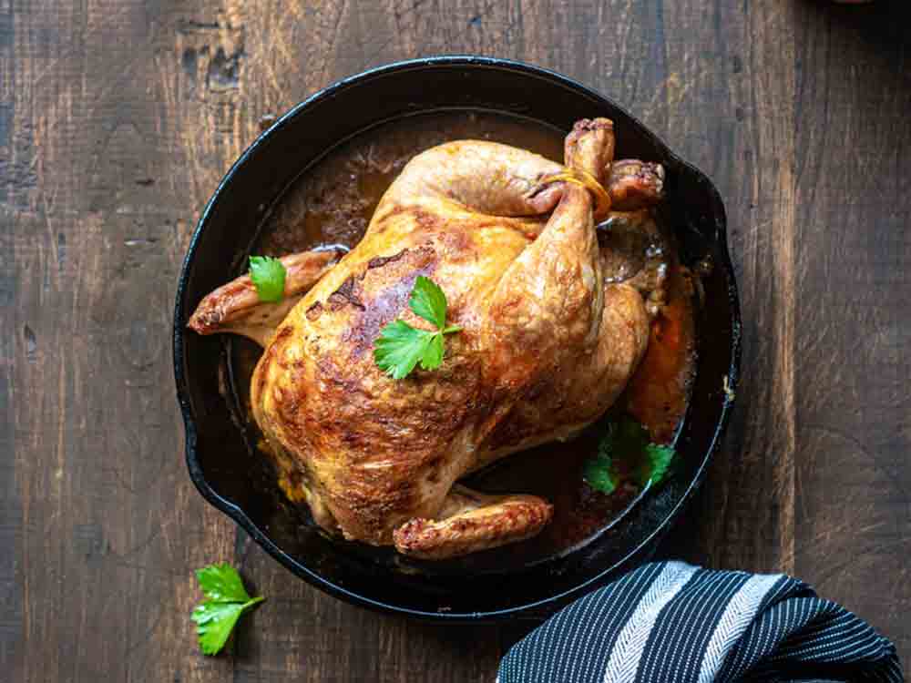 Landwirtschaft, Online Seminar »Erste Hilfe beim Huhn«, die ersten Bachelor Professional Baumpflege in NRW, Pilzkrankheiten an Rosen Landwirtschaft, Online Seminar »Erste Hilfe beim Huhn«, die ersten Bachelor Professional Baumpflege in NRW, Pilzkrankheiten an Rosen