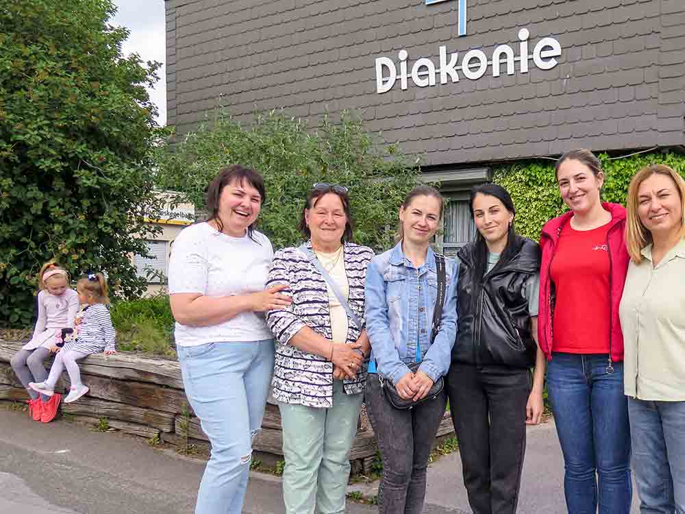 »Der Informationsbedarf ist riesig«, Café Connect in Rheda Wiedenbrück hilft geflüchteten Menschen aus der Ukraine »Der Informationsbedarf ist riesig«, Café Connect in Rheda Wiedenbrück hilft geflüchteten Menschen aus der Ukraine