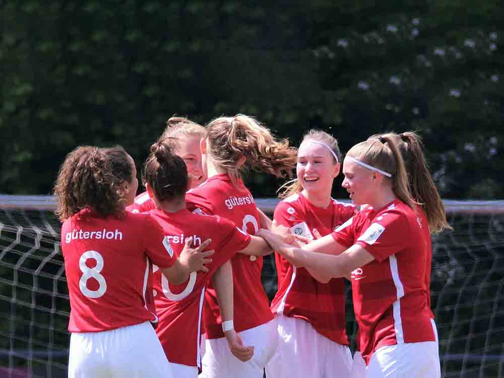 Gütersloh, Fußball, spannendes Rückspiel garantiert, FSV holt ein 2 zu 2 Unentschieden beim Topfavoriten Hamburger SV Gütersloh, Fußball, spannendes Rückspiel garantiert, FSV holt ein 2 zu 2 Unentschieden beim Topfavoriten Hamburger SV