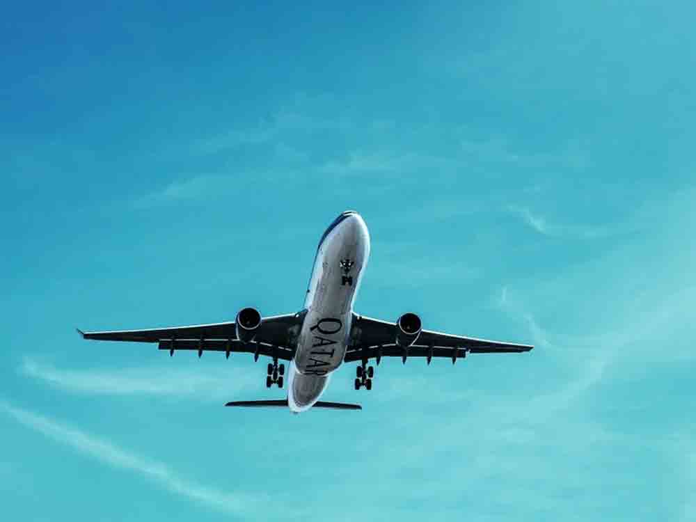 Flugausfälle, das steht Betroffenen zu, von Ausgleichszahlungen bis Übernachtungskosten, Tipps der ADAC Clubjuristen