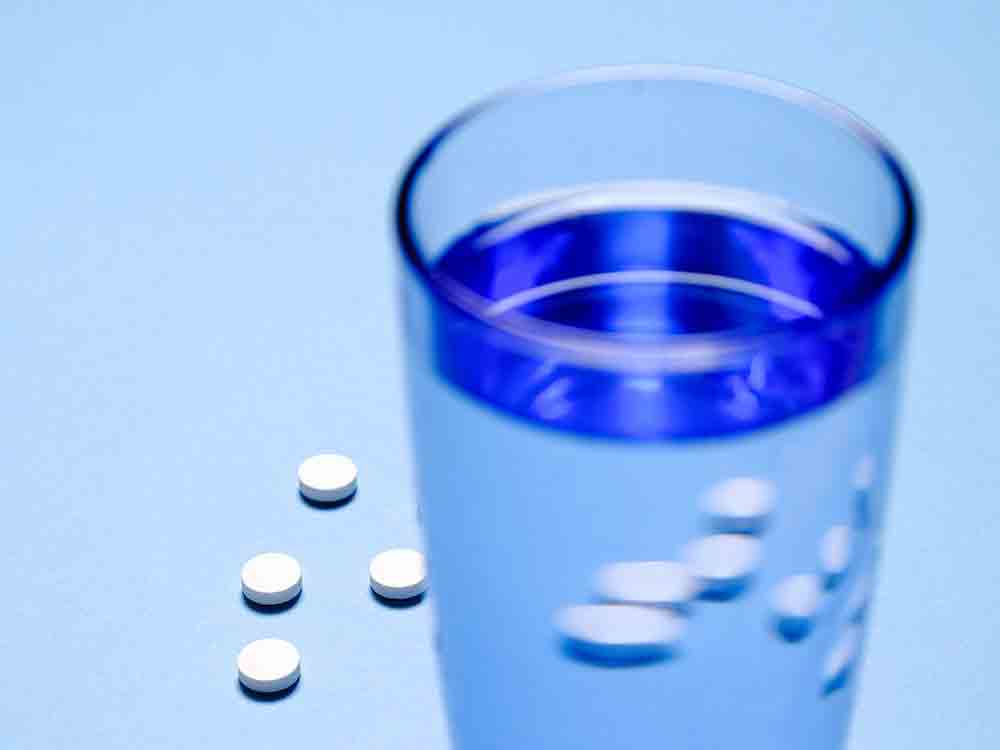Apotheke Adhoc, Ratiopharm Chef zu Engpässen, Wir sind kein Rosinenpicker Apotheke Adhoc, Ratiopharm Chef zu Engpässen, Wir sind kein Rosinenpicker