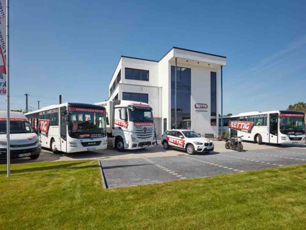 Gütersloh, mehr Umsatz und Gewinn, Fahrschule Rettig Gruppe Niederkassel setzt starken Wachstumskurs fort