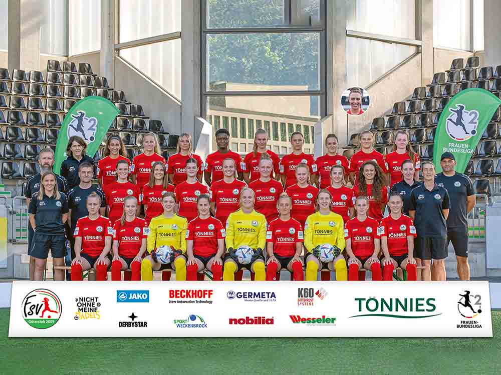 Gütersloh, Fußball, FSV Gütersloh Kader und Mannschaftsfoto für die 2. Frauen Bundesliga 2022/23 Gütersloh, Fußball, FSV Gütersloh Kader und Mannschaftsfoto für die 2. Frauen Bundesliga 2022/23